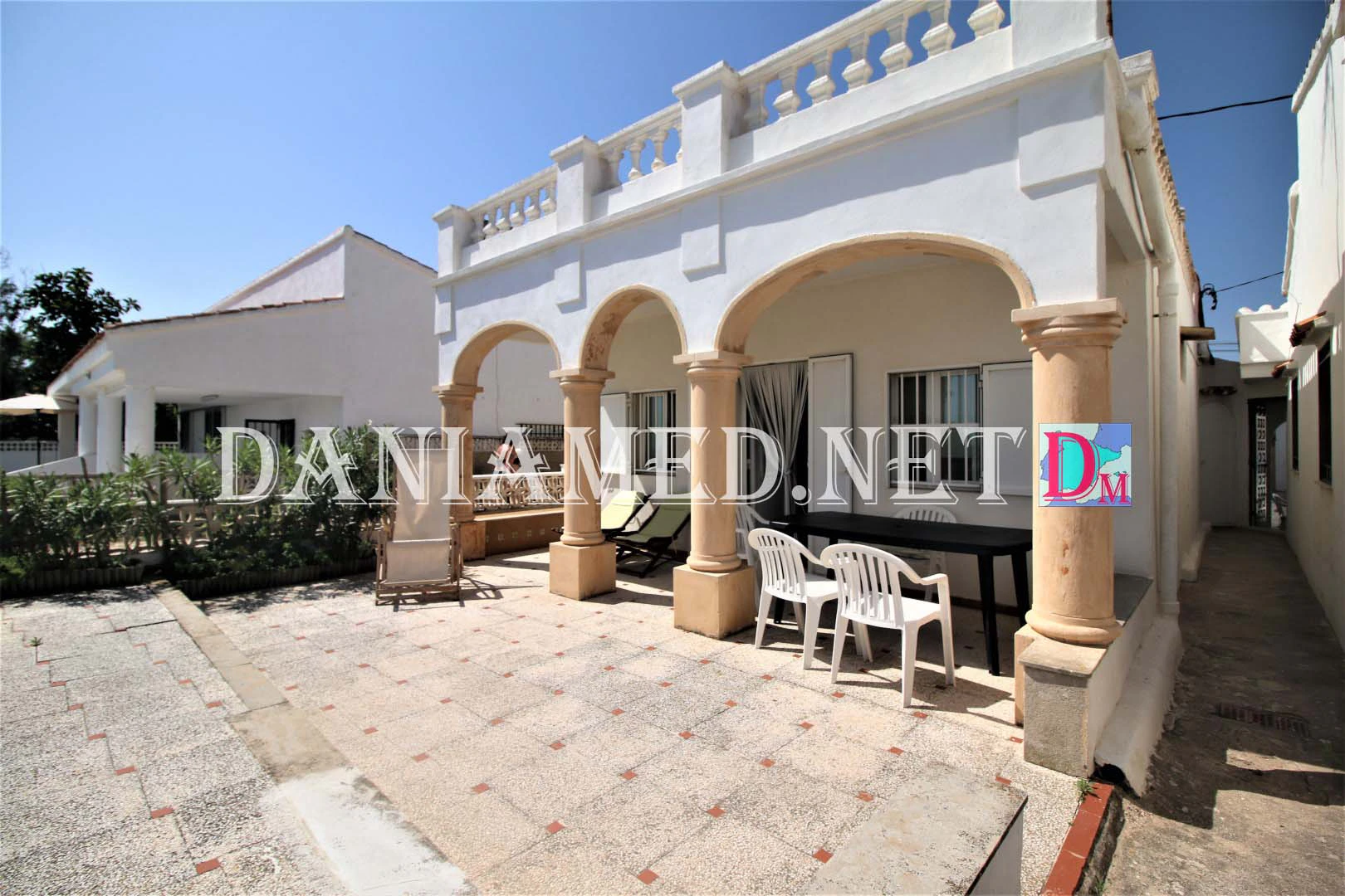 Costaplaya - Charming Beachfront House in Deveses, Dénia
