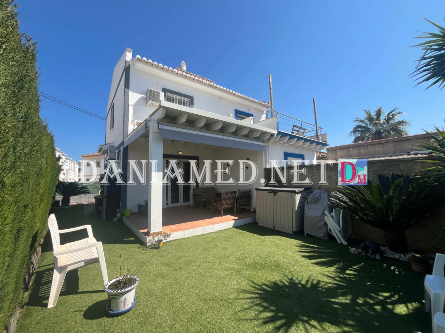 AdoBlue - Semi-Detached Chalet in Oliva, Deveses