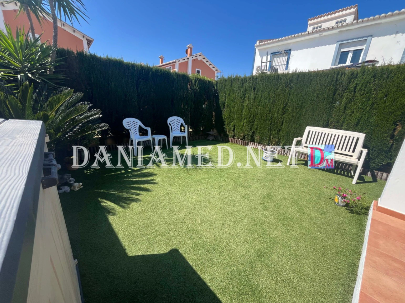 AdoBlue - Semi-Detached Chalet in Oliva, Deveses