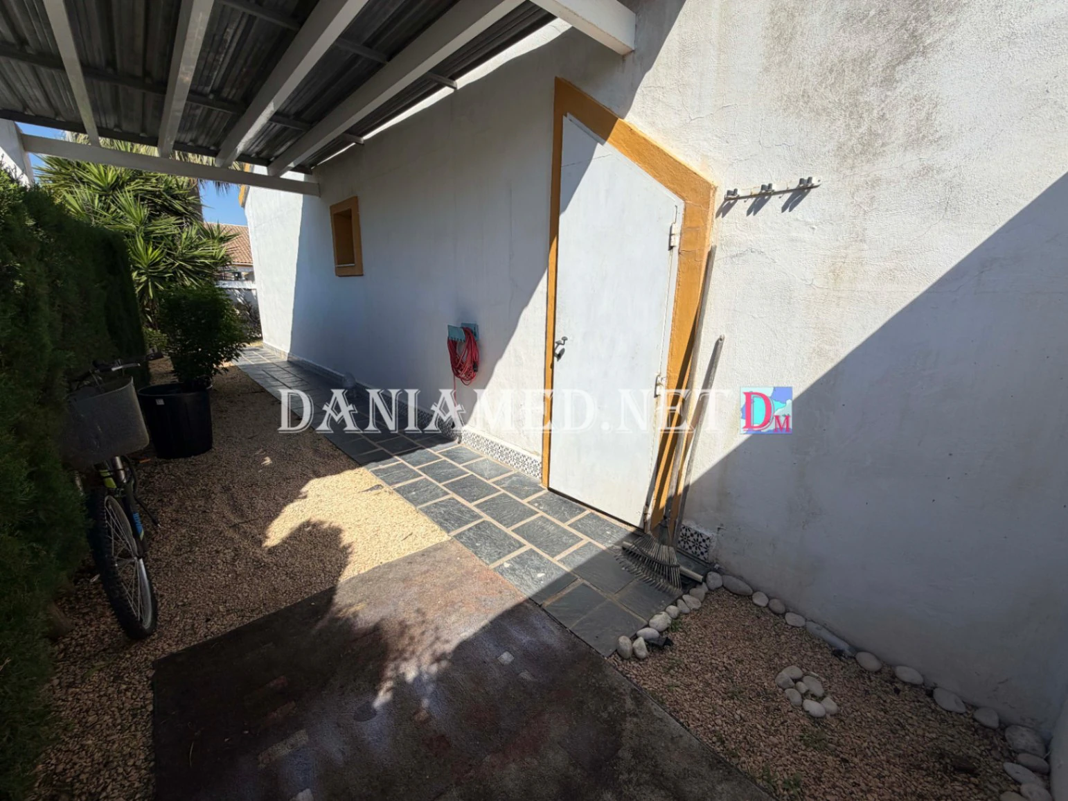 Ola14 - Beautiful semi-detached chalet just 400 m from Les Deveses Beach.