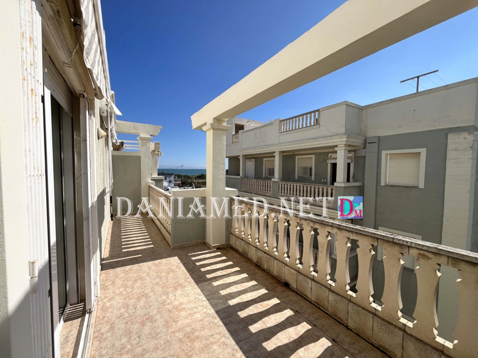 Brisacuqui - Apartment on Deveses Beach in Dénia — Just 70 m from the sea!
