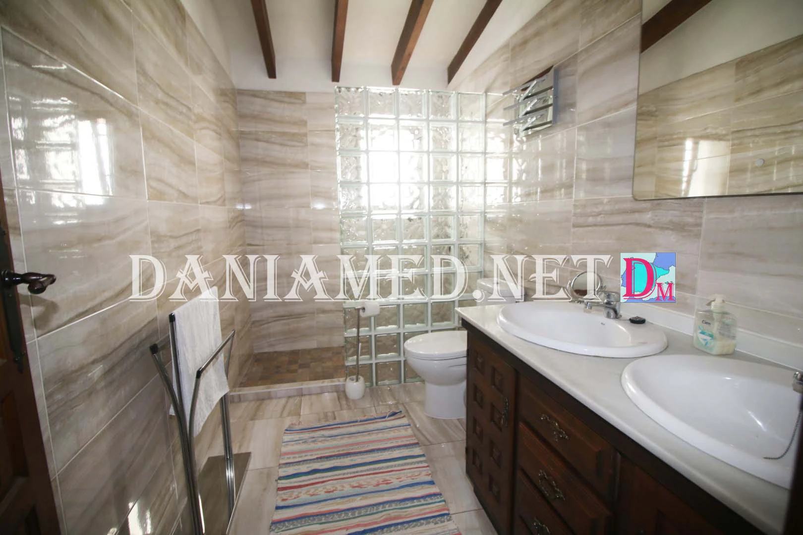 Montecarlos - Charming Villa with Panoramic Sea Views in Montepego