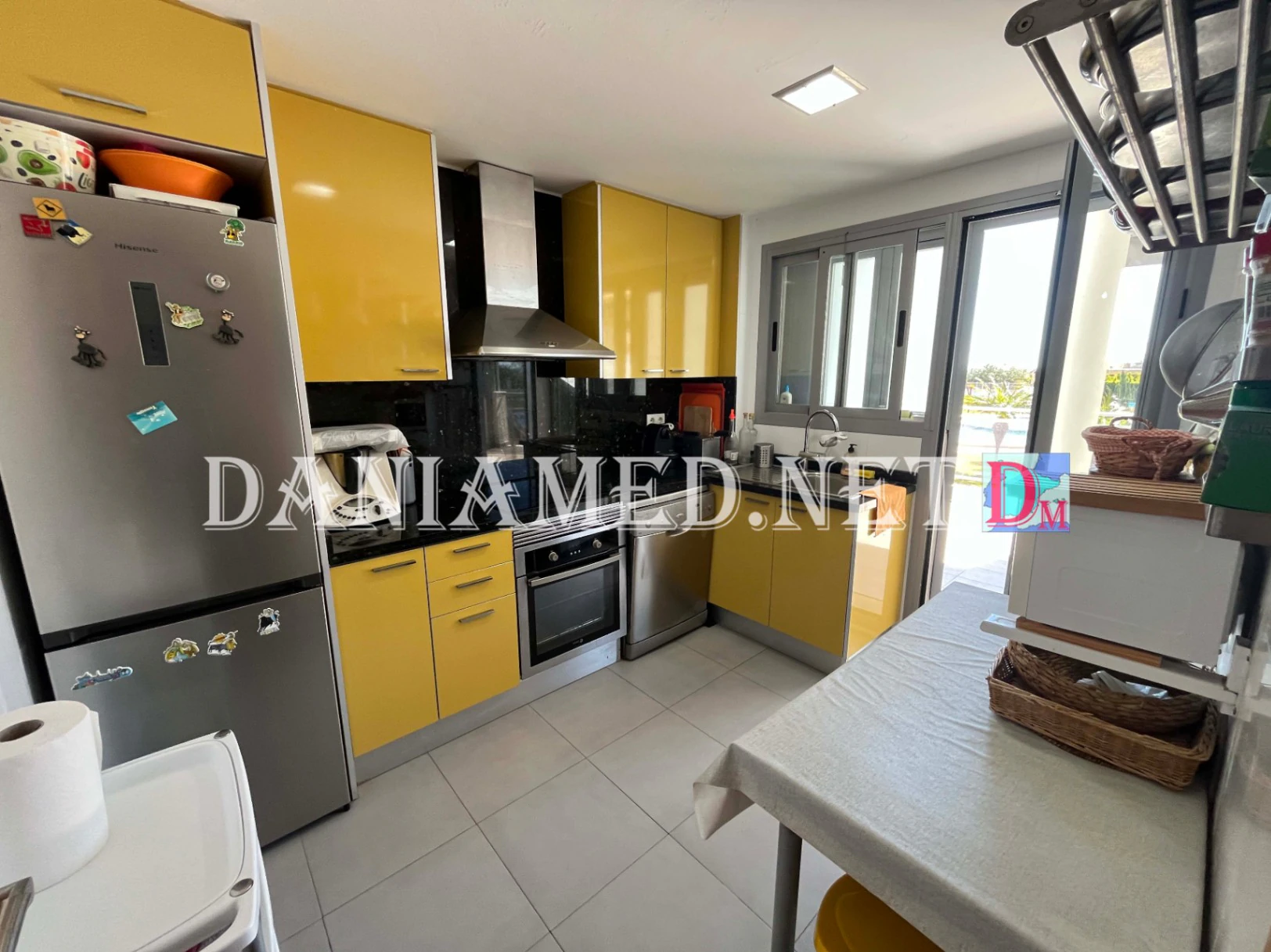 Carmenplaya - Ground floor on the frontline, Denia, Deveses Beach area!