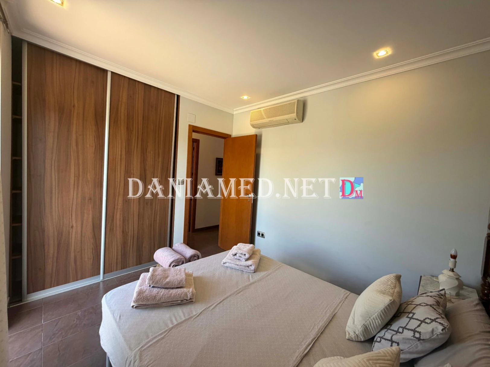 FincaPeris3 - Farm in Oliva just 600 m from Les Deveses Beach
