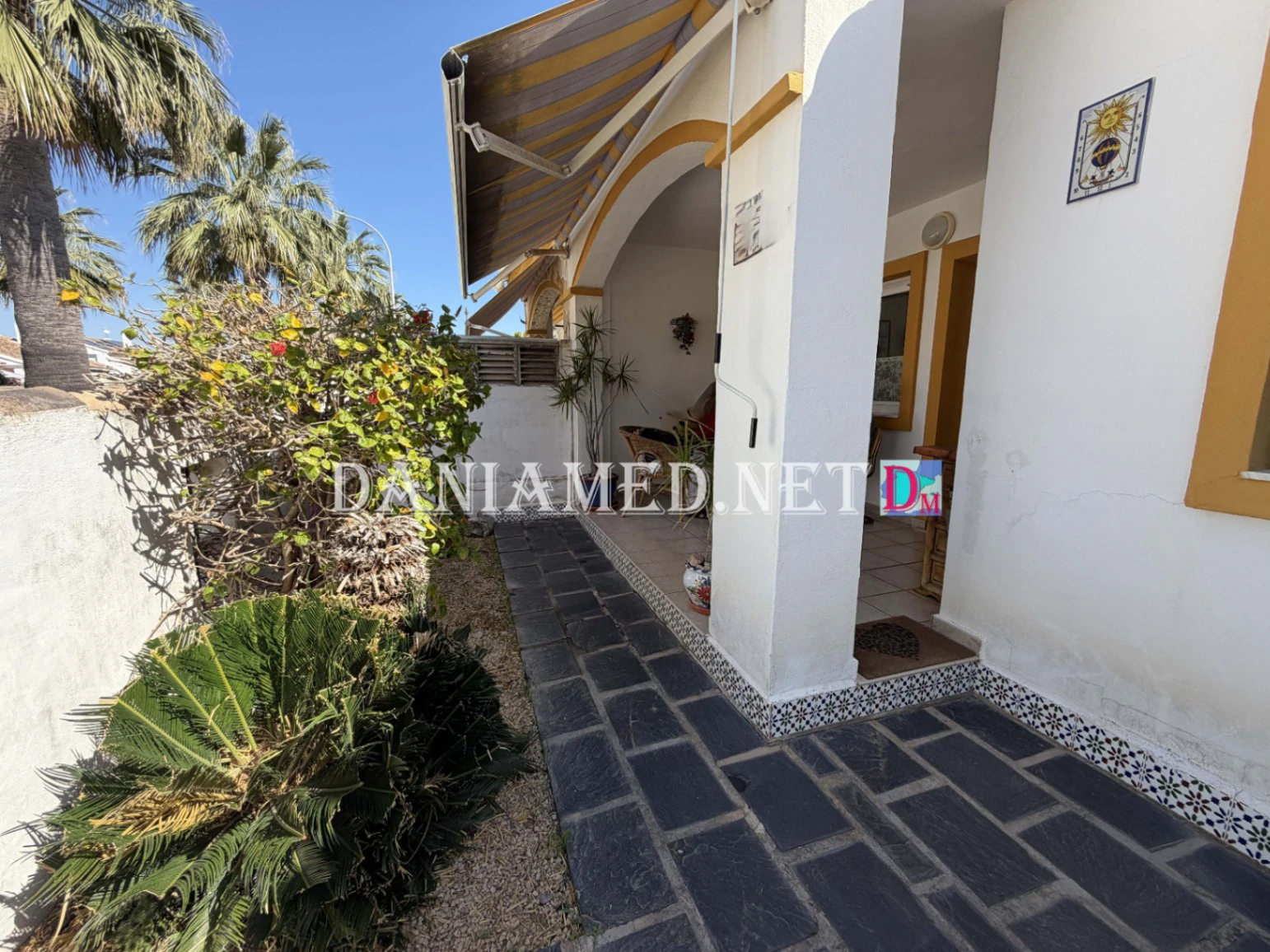 Ola14 - Beautiful semi-detached chalet just 400 m from Les Deveses Beach.