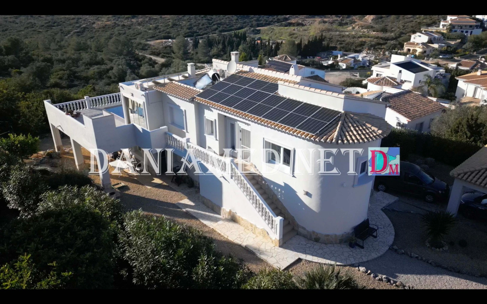 Alpa - Chalet with Sea Views and Solar Panels!