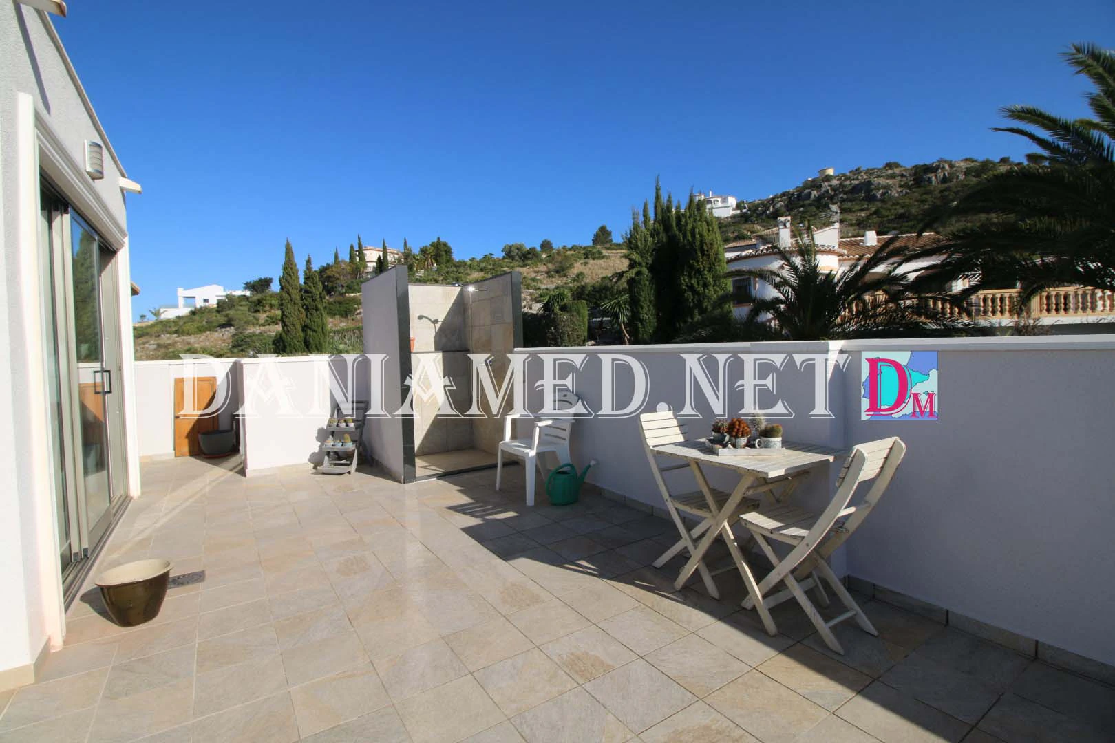Alpa - Chalet with Sea Views and Solar Panels!
