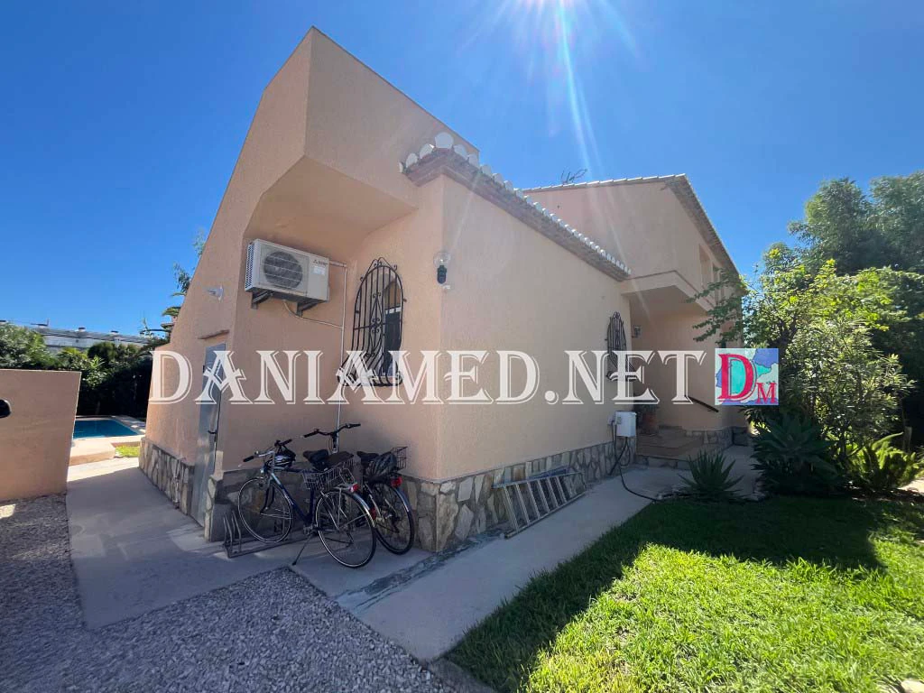 Villacalma - Chalet de Luxe à Denia - à 90m de la Plage et avec vue sur la Mer !