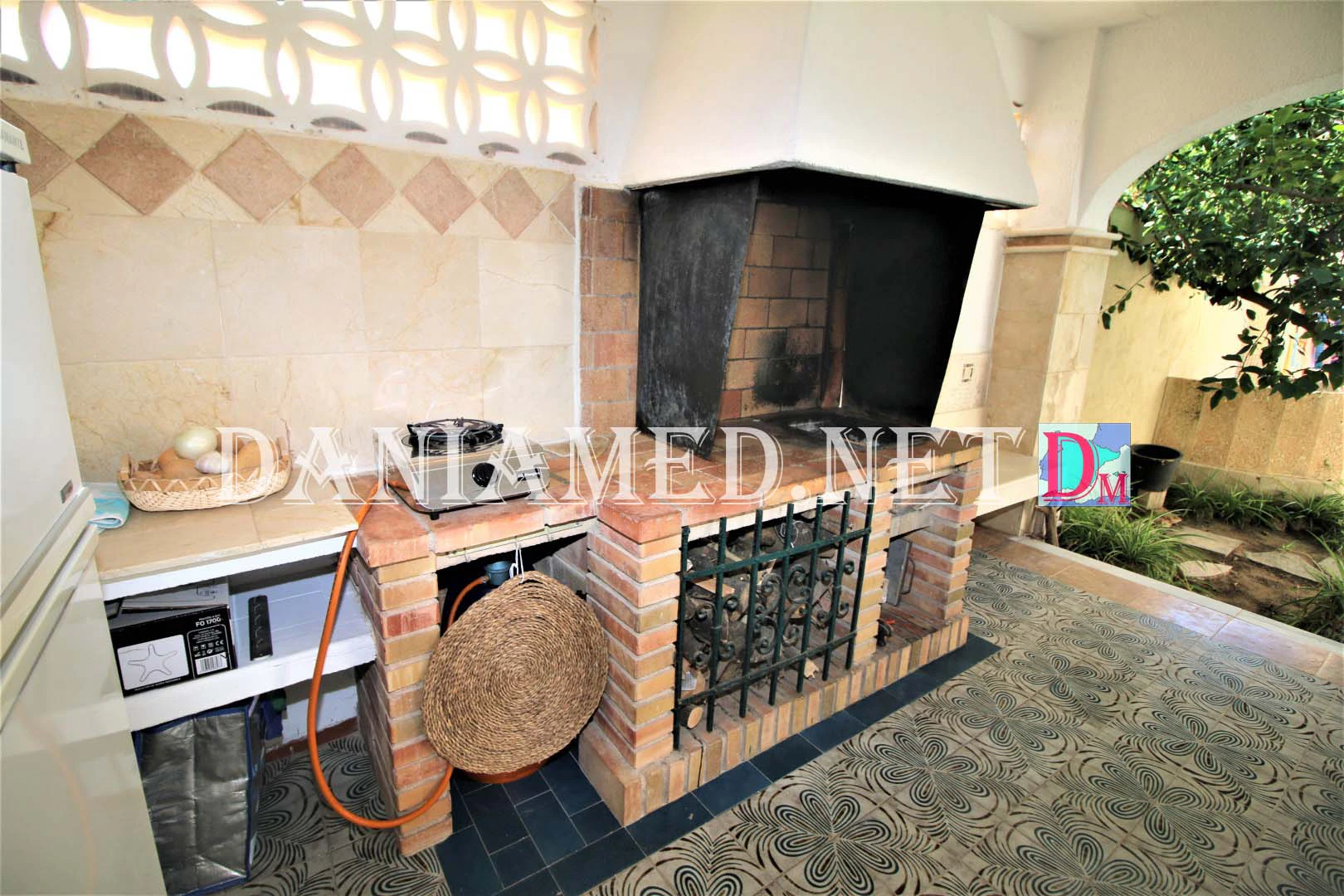 Costaplaya - Charming Beachfront House in Deveses, Dénia