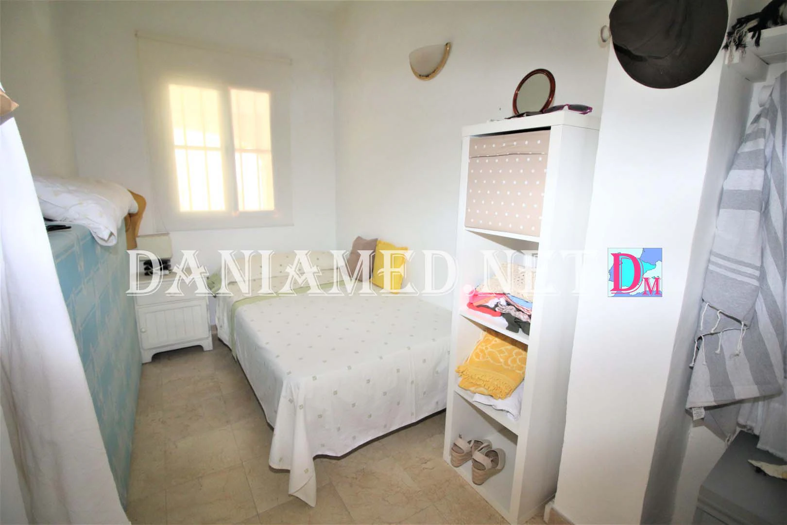 Costaplaya - Charming Beachfront House in Deveses, Dénia