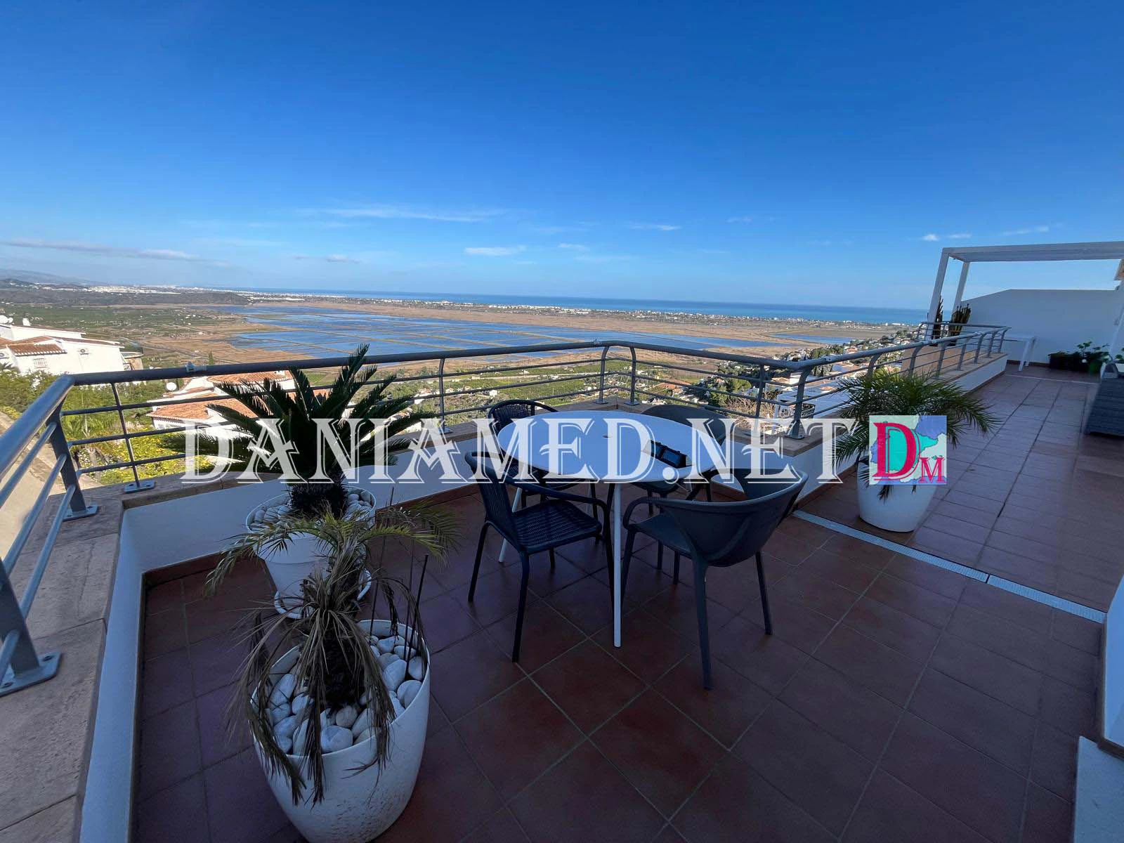 Cimatico - Apartamento en Montepego con Vistas al Mar y Montaña !