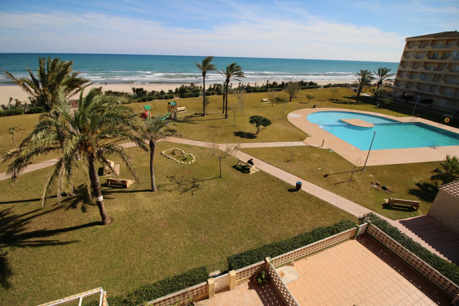 KarenRacons - Apartamento en primera línea de playa Deveses