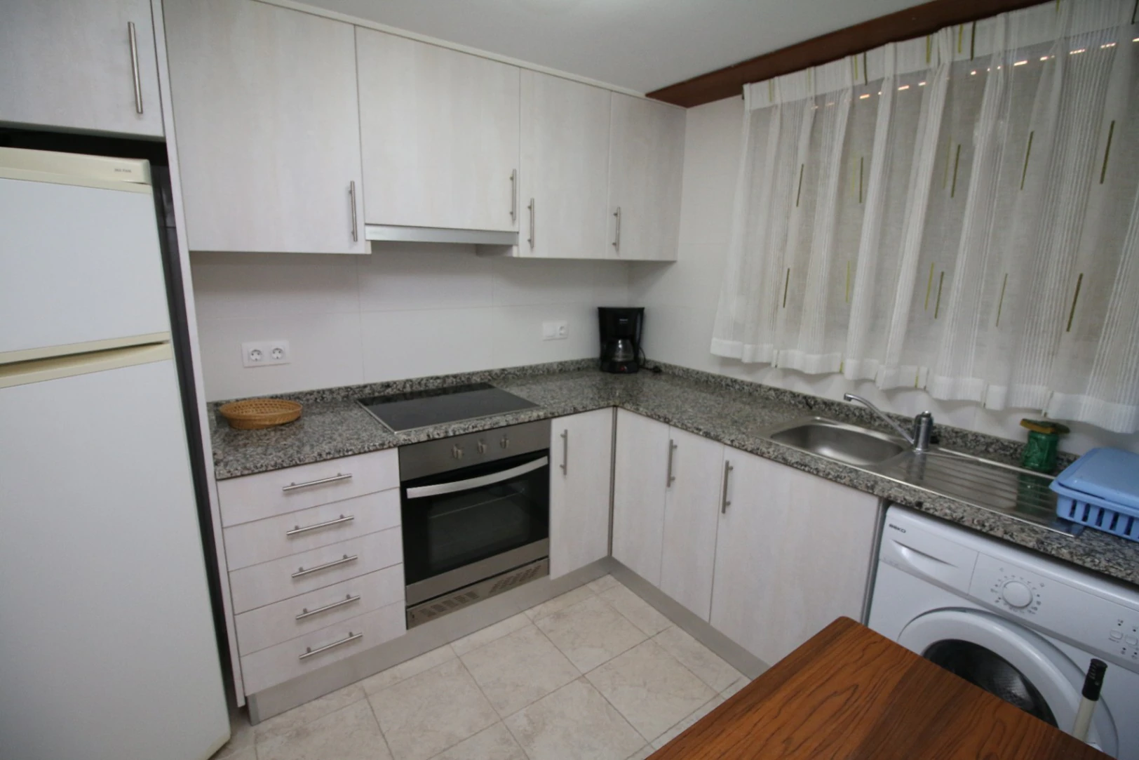 KarenRacons - Apartamento en primera línea de playa Deveses