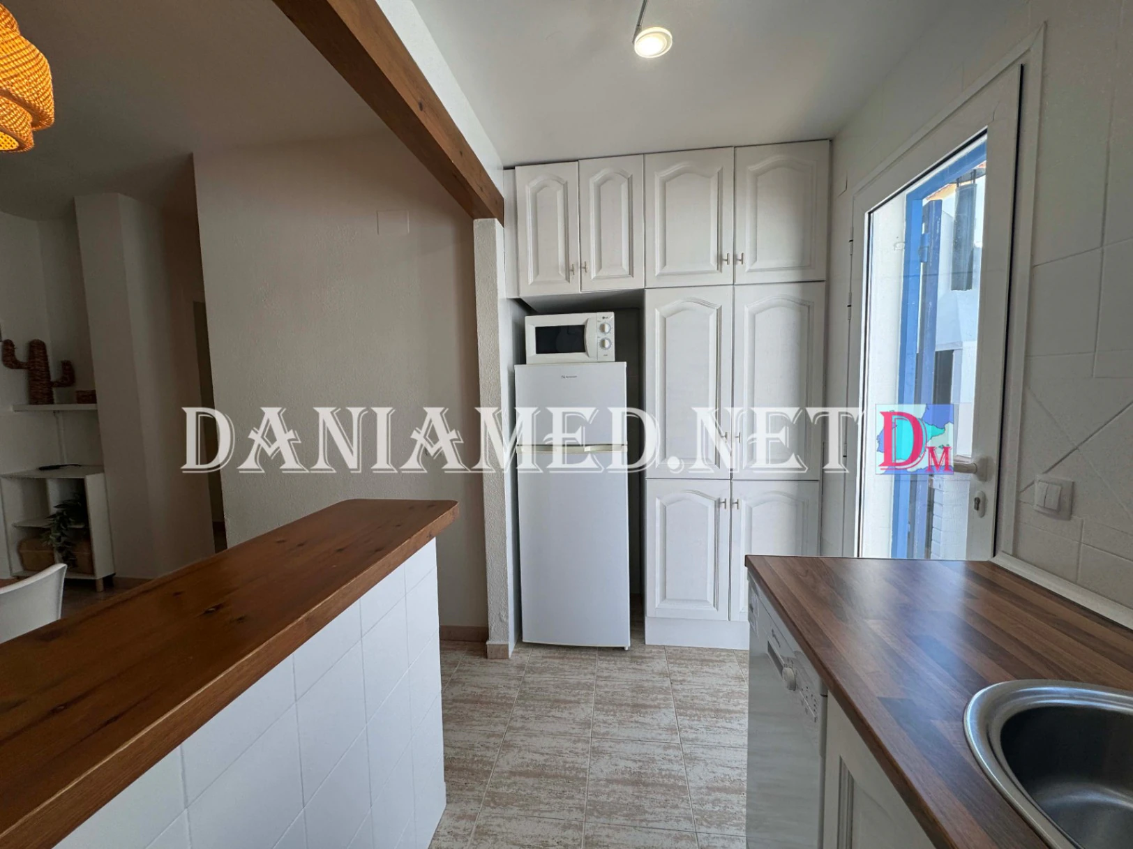 Chalet pareado en El Verger, a  500 m de la Playa de Les Deveses