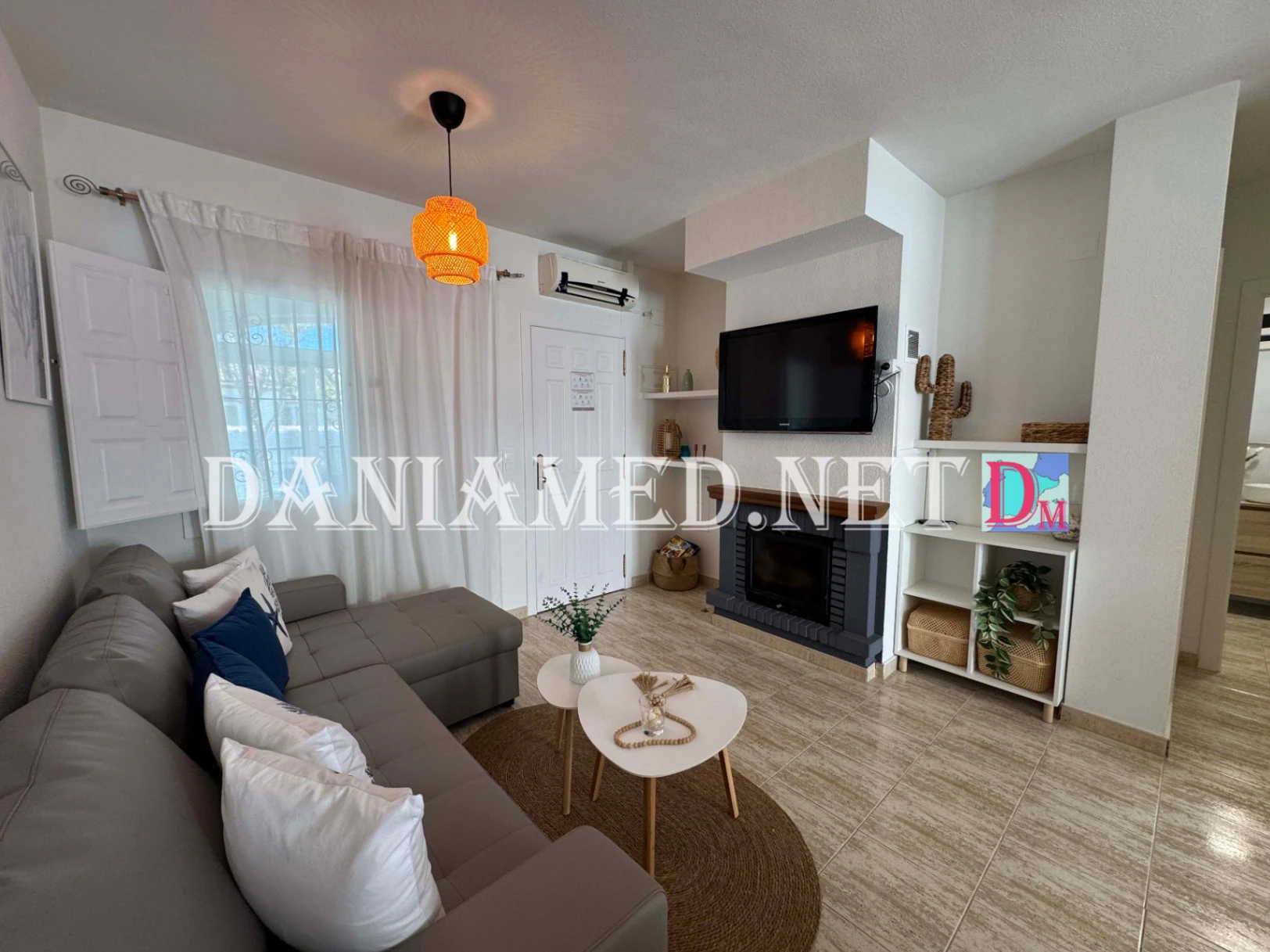 Chalet pareado en El Verger, a  500 m de la Playa de Les Deveses