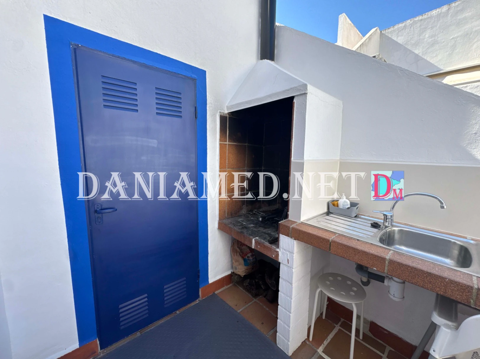 Chalet pareado en El Verger, a  500 m de la Playa de Les Deveses