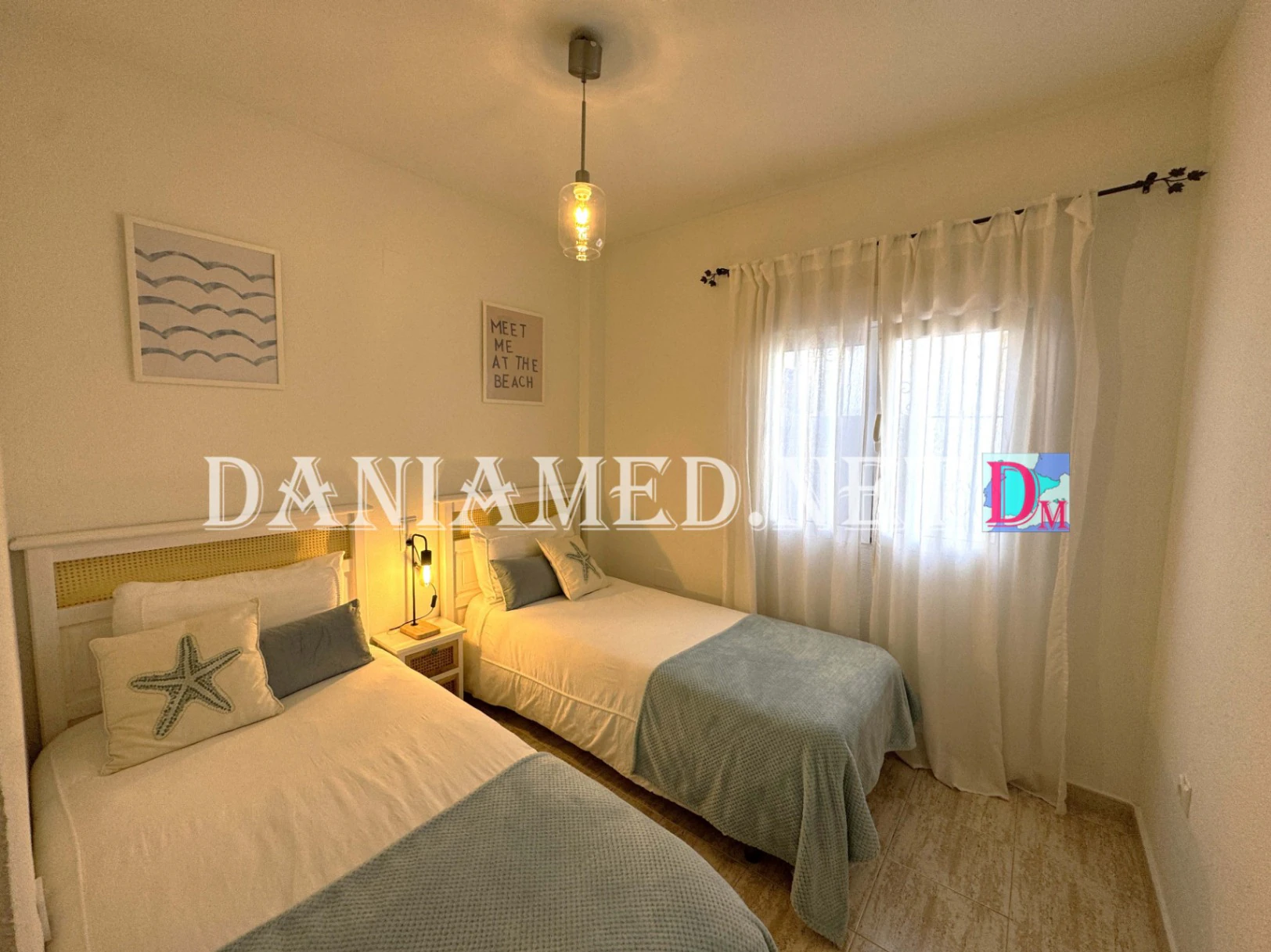 Chalet pareado en El Verger, a  500 m de la Playa de Les Deveses