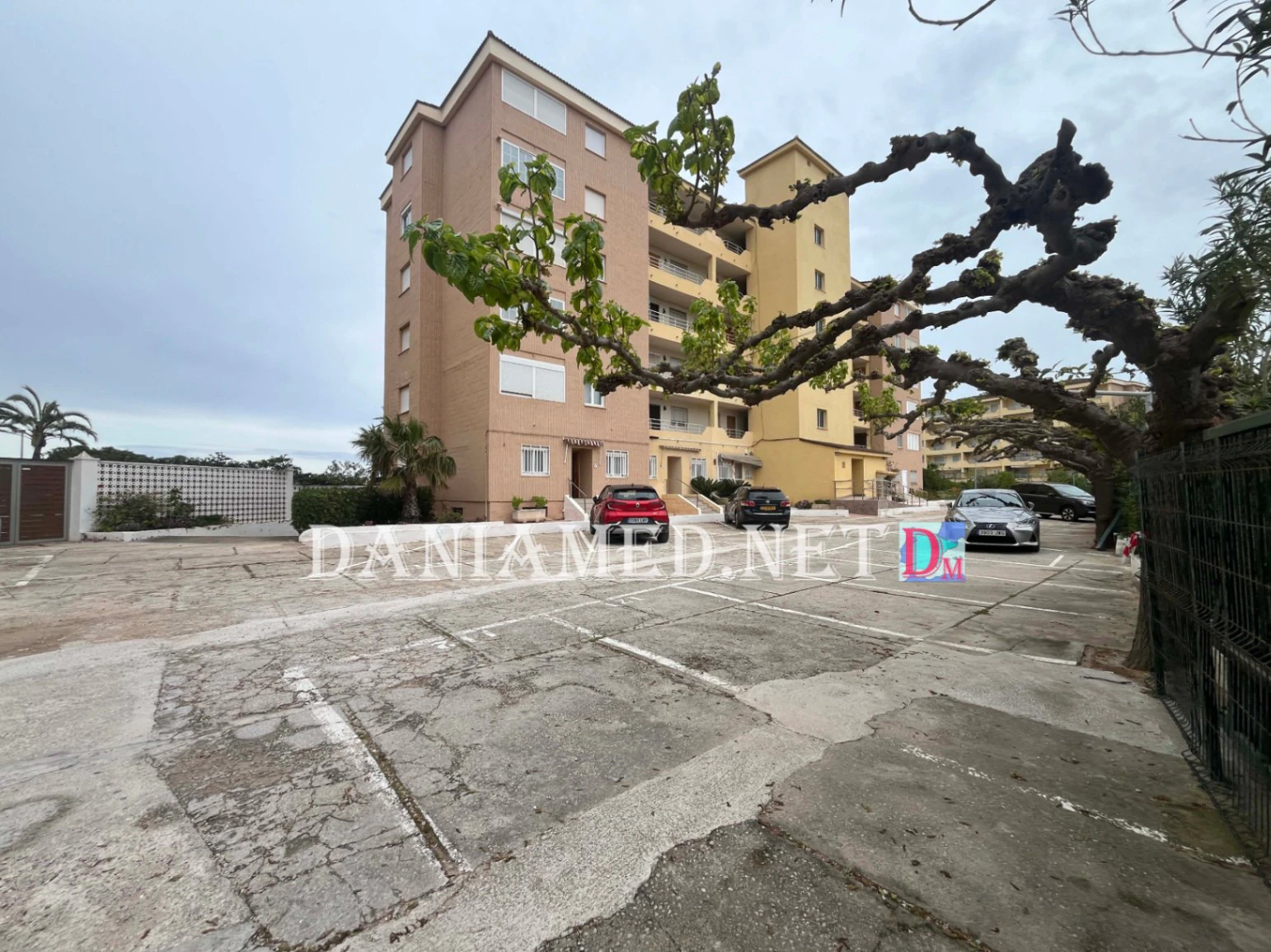 AnaRacons - Apartamento con vistas al mar en Playa de Les Deveses, Dénia