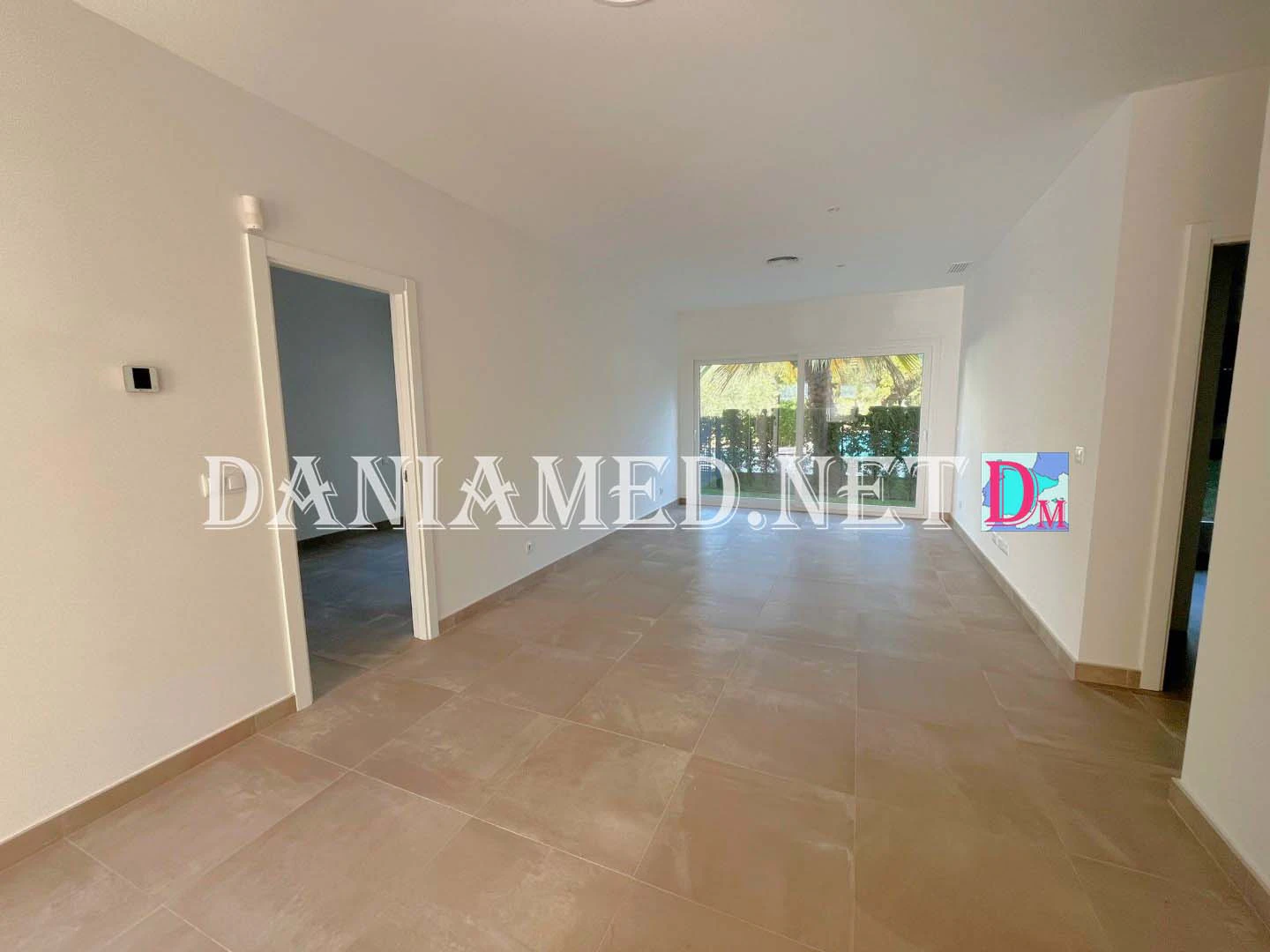 NovagolfPB - Moderno Apartamento en Planta Baja con Jardín Privado en Oliva Nova — A Estrenar