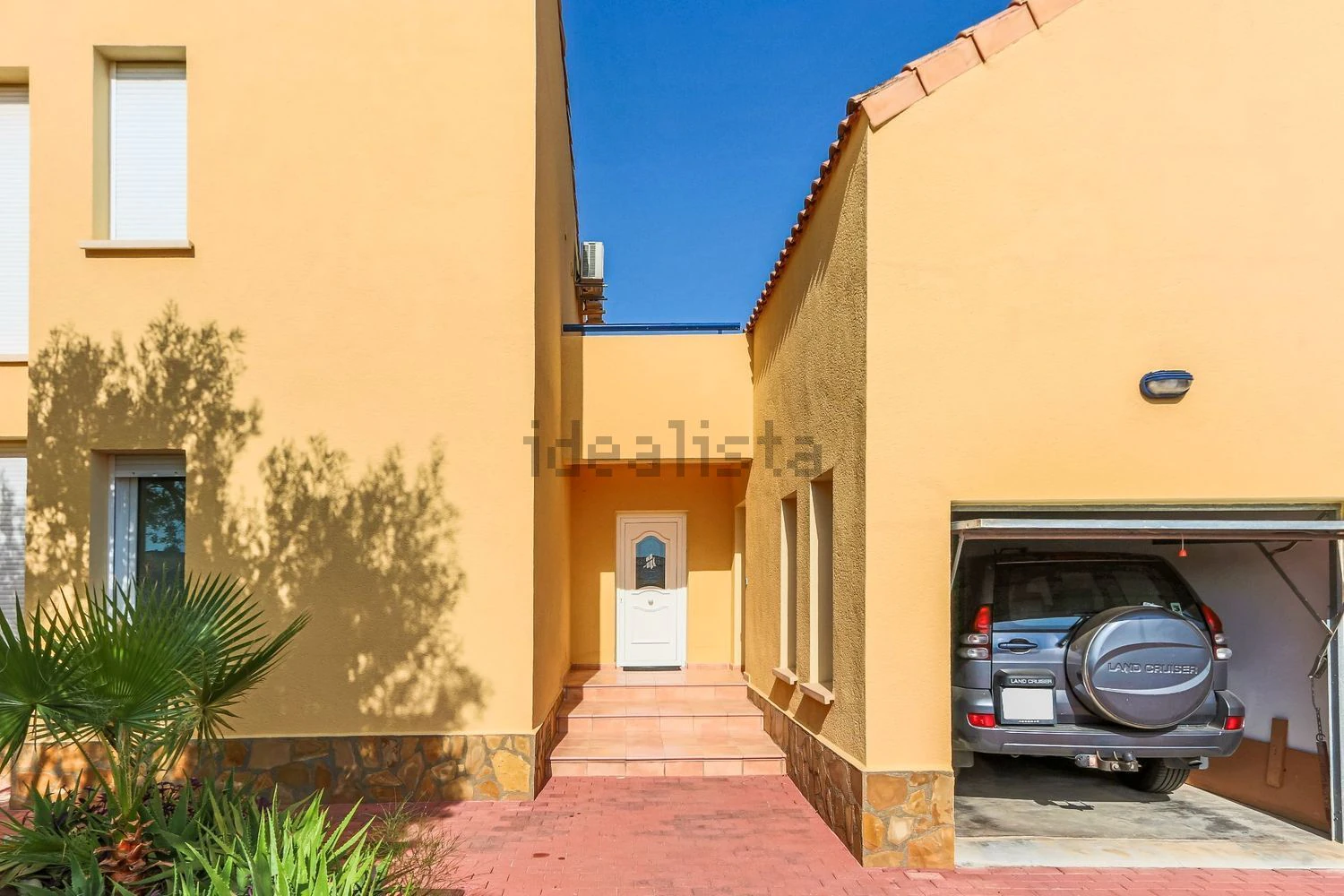Azurillo - Chalet moderno a tan solo 200 metros de la playa Almadrava
