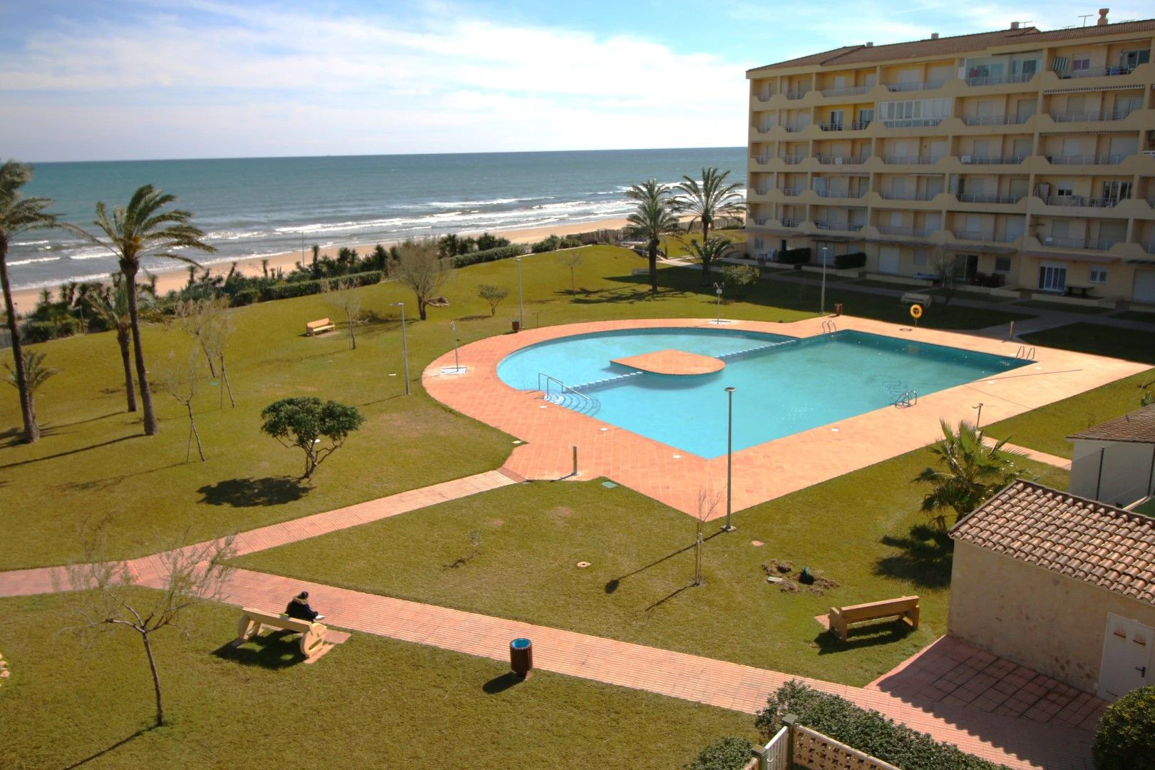 AnaRacons - Apartamento con vistas al mar en Playa de Les Deveses, Dénia