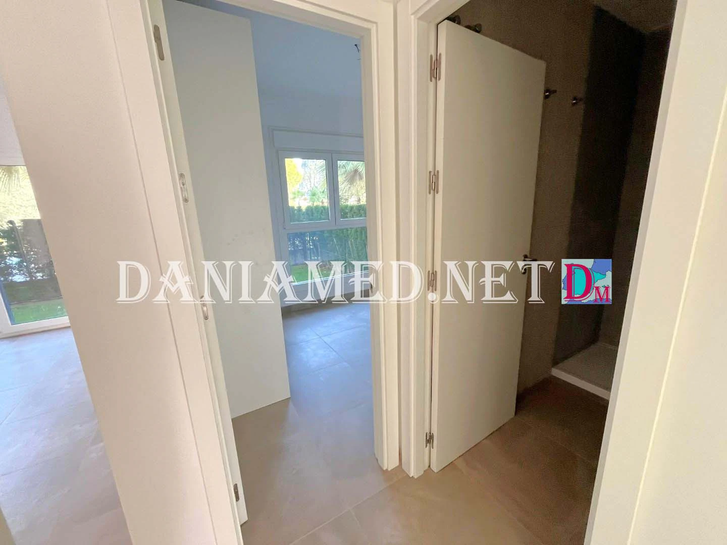 NovagolfPB - Moderno Apartamento en Planta Baja con Jardín Privado en Oliva Nova — A Estrenar