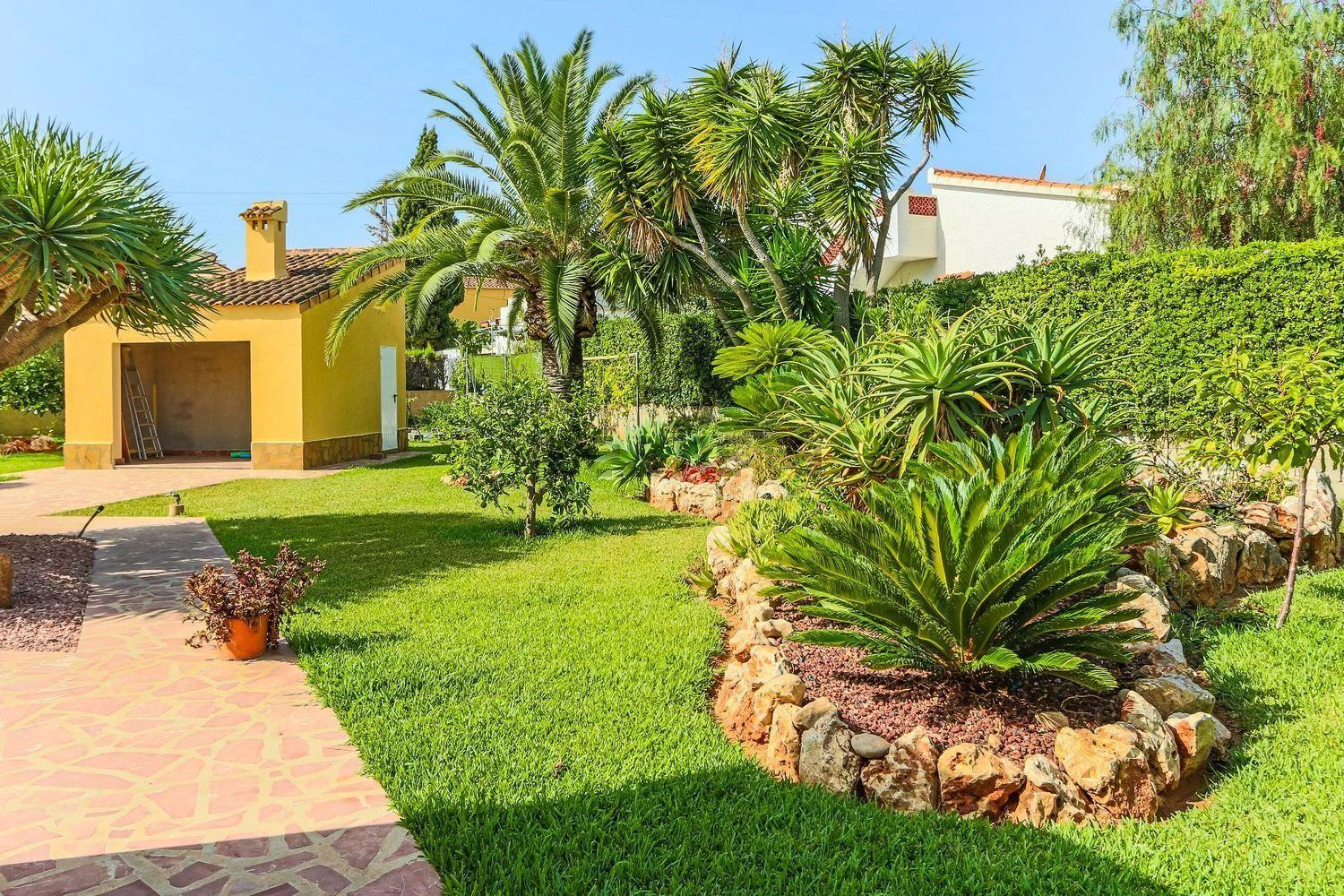 Azurillo - Chalet moderno a tan solo 200 metros de la playa Almadrava