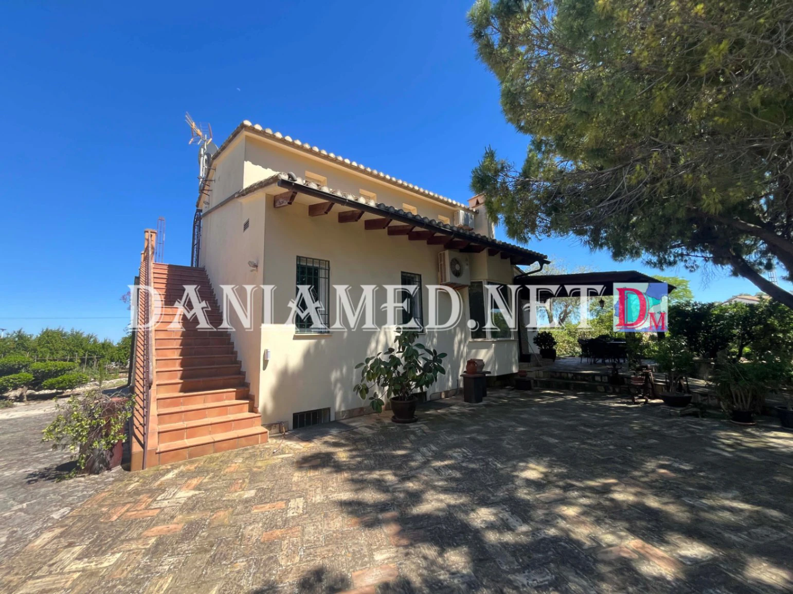 FincaBert - Espectacular finca con parcela de 5.000 m² a tan solo 900 metros de la playa