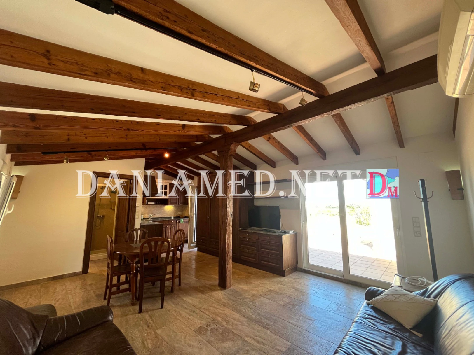 FincaBert - Espectacular finca con parcela de 5.000 m² a tan solo 900 metros de la playa