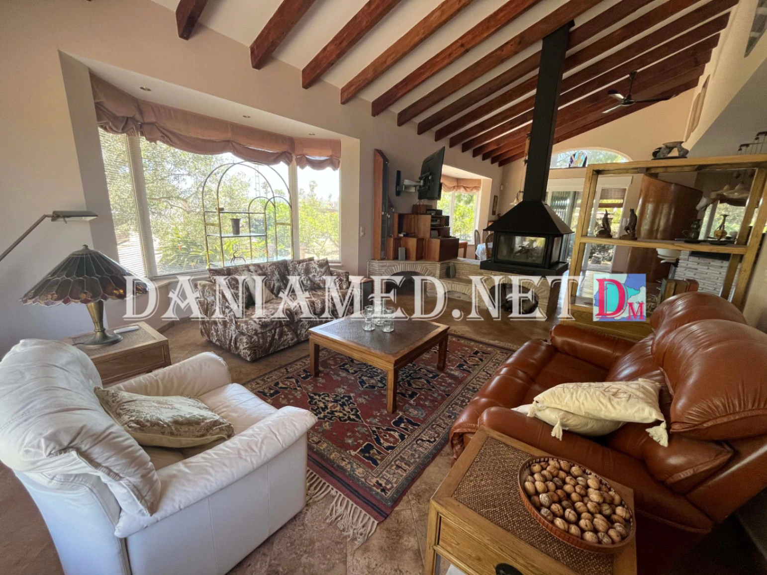 FincaBert - Espectacular finca con parcela de 5.000 m² a tan solo 900 metros de la playa