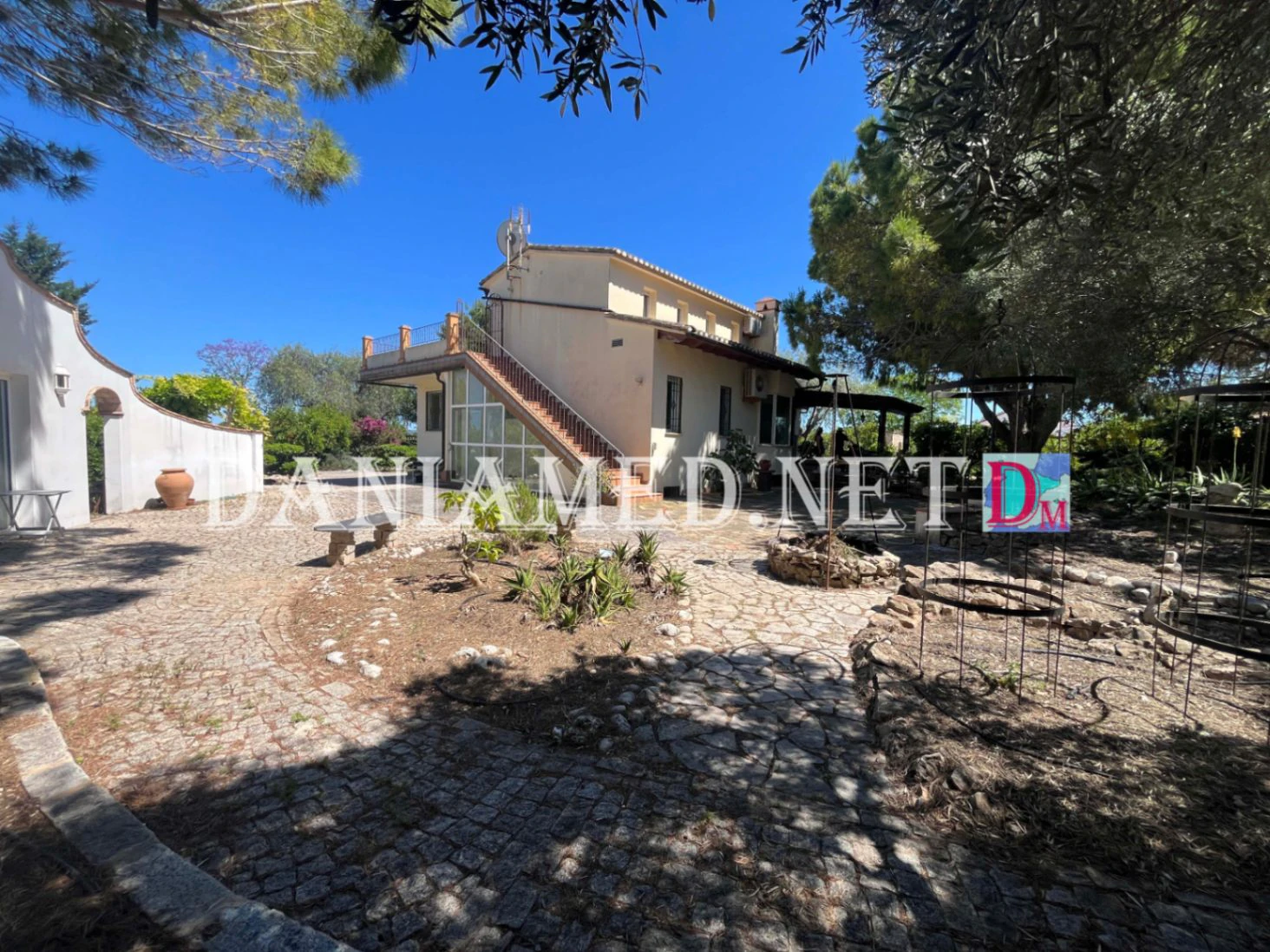 FincaBert - Espectacular finca con parcela de 5.000 m² a tan solo 900 metros de la playa