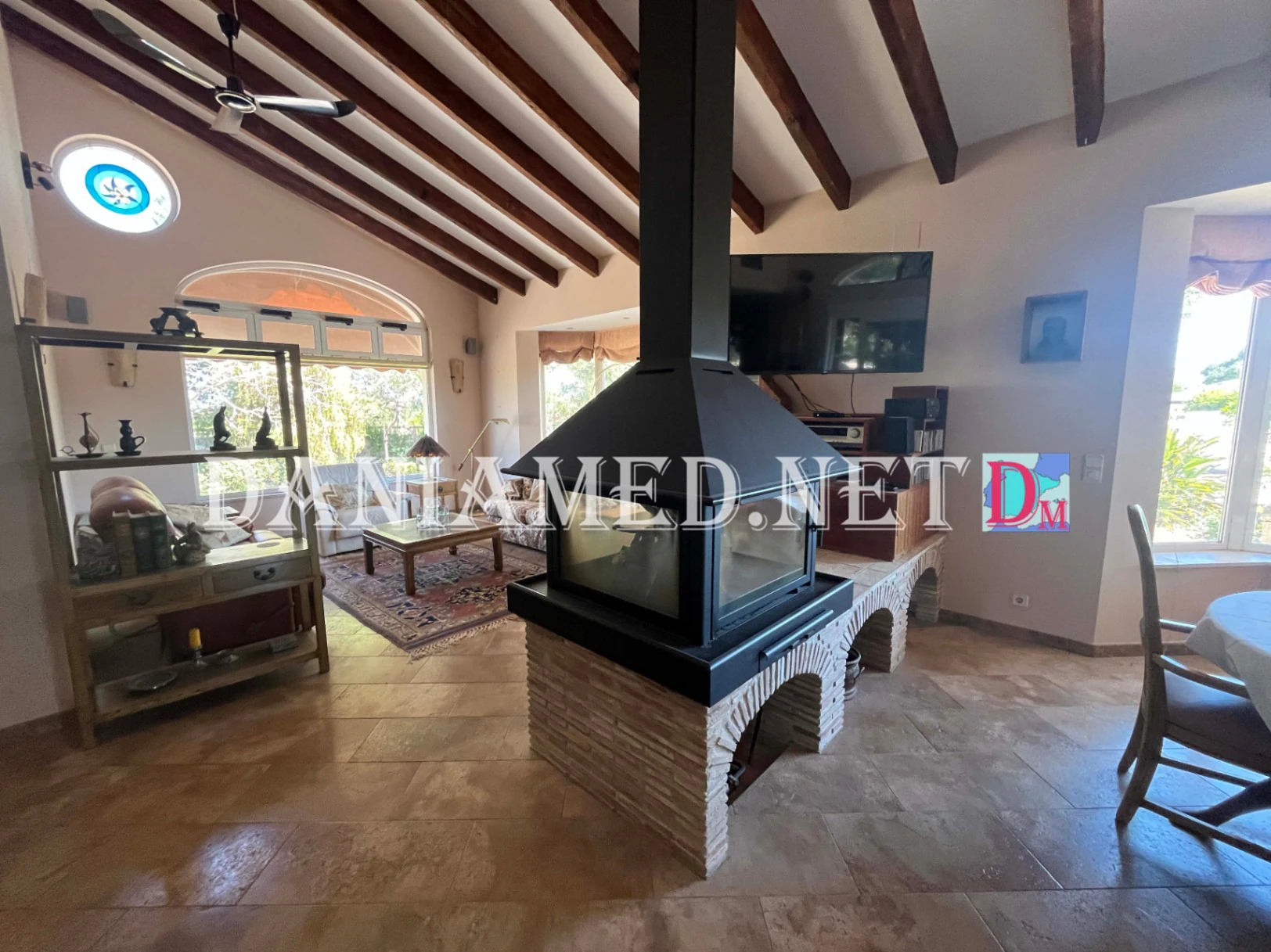 FincaBert - Espectacular finca con parcela de 5.000 m² a tan solo 900 metros de la playa