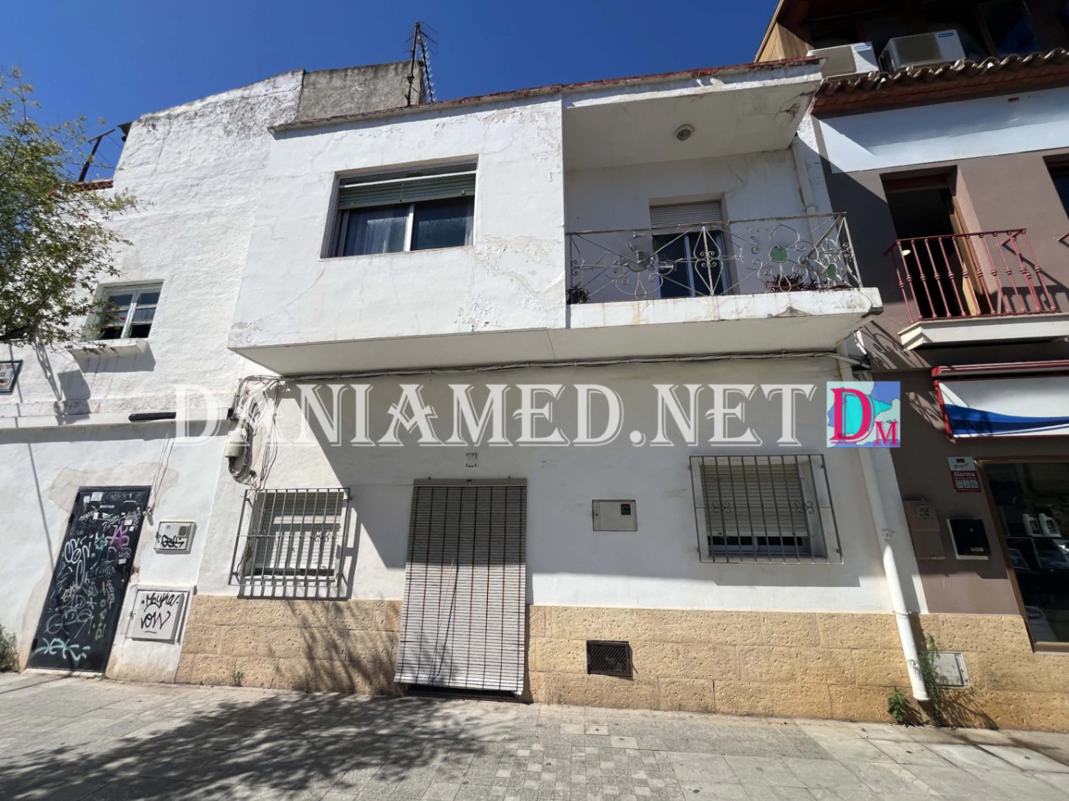 Mariana - Village house in Dénia center, 90 meters from the sea.