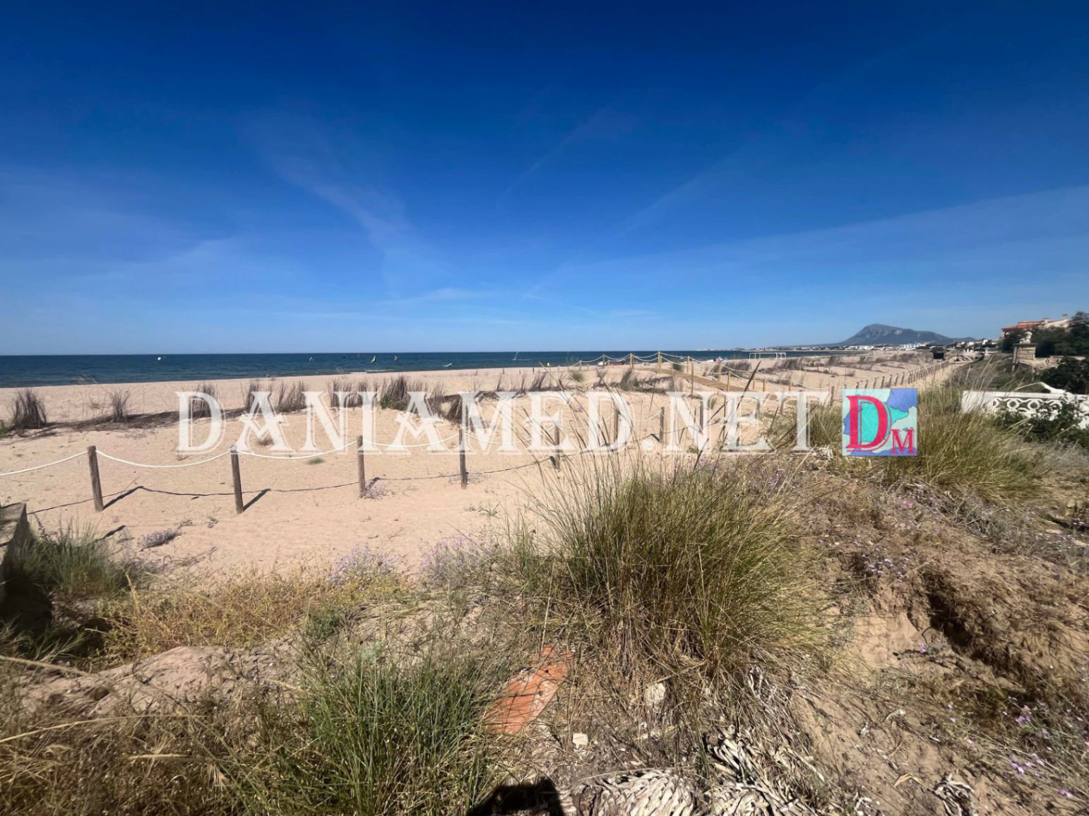 Villamagre - Villa en primera línea de la playa de Les Deveses – No afectada por las normativas costeras