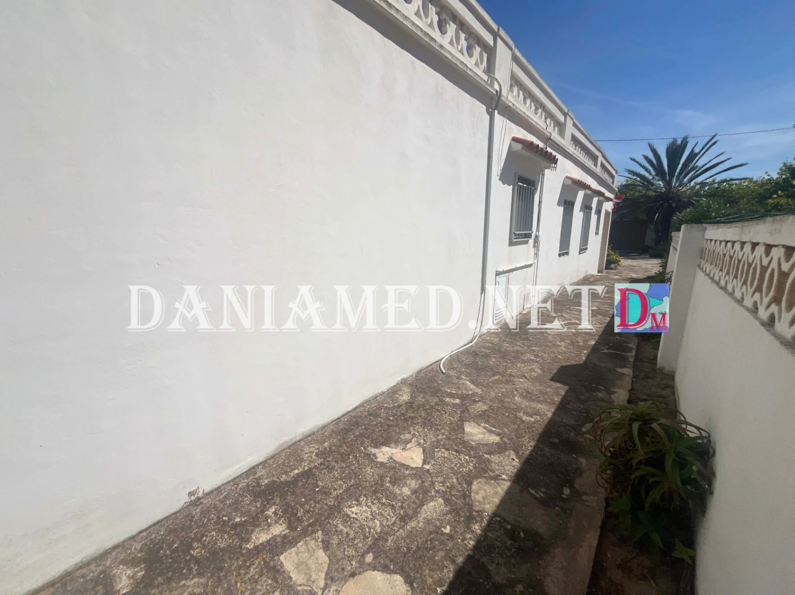 Villamagre - Villa en primera línea de la playa de Les Deveses – No afectada por las normativas costeras