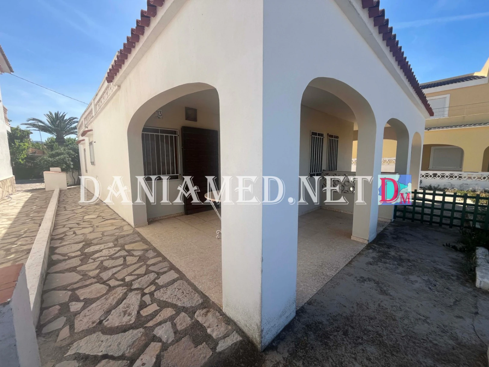Villamagre - Villa en primera línea de la playa de Les Deveses – No afectada por las normativas costeras