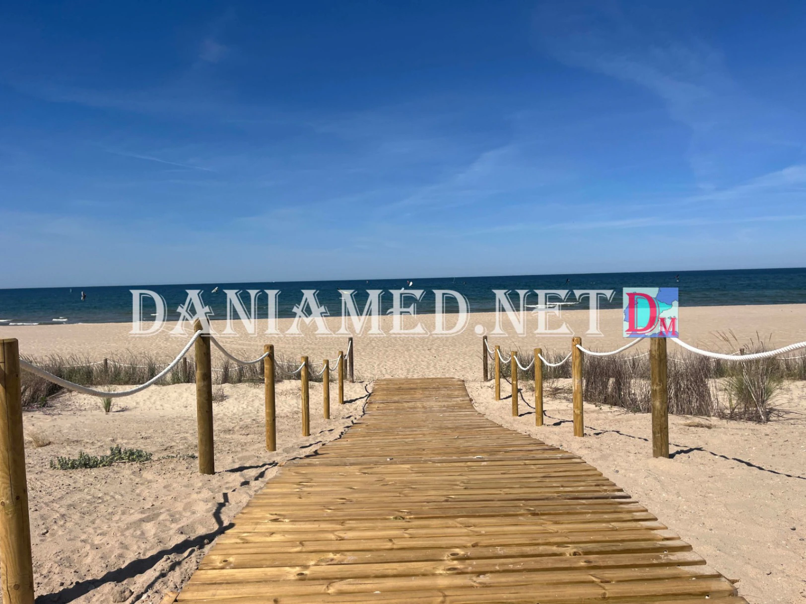 Villamagre - Villa en primera línea de la playa de Les Deveses – No afectada por las normativas costeras
