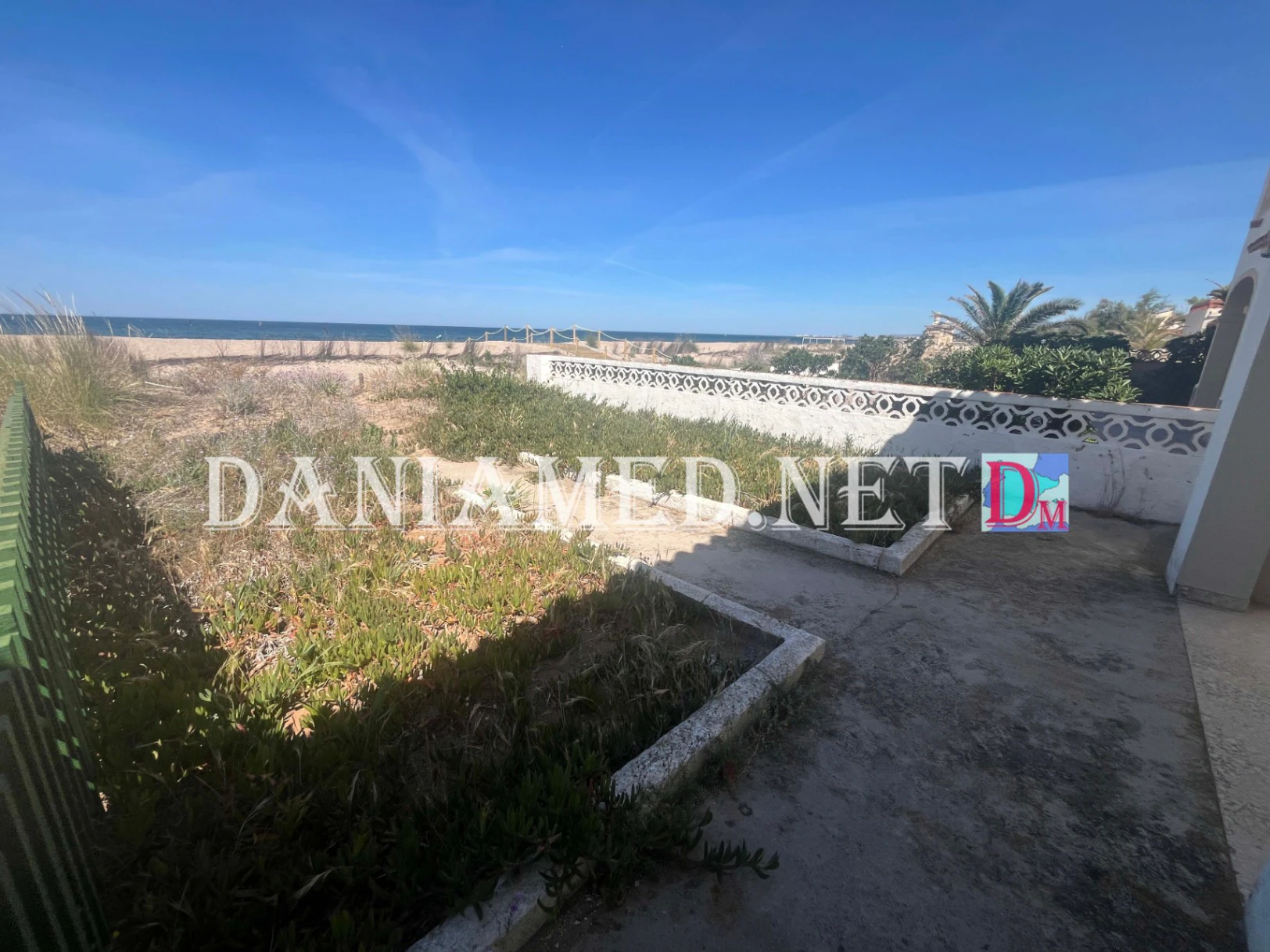 Villamagre - Villa en primera línea de la playa de Les Deveses – No afectada por las normativas costeras
