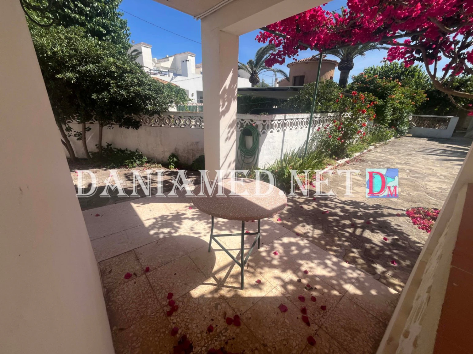 Villamagre - Villa en primera línea de la playa de Les Deveses – No afectada por las normativas costeras