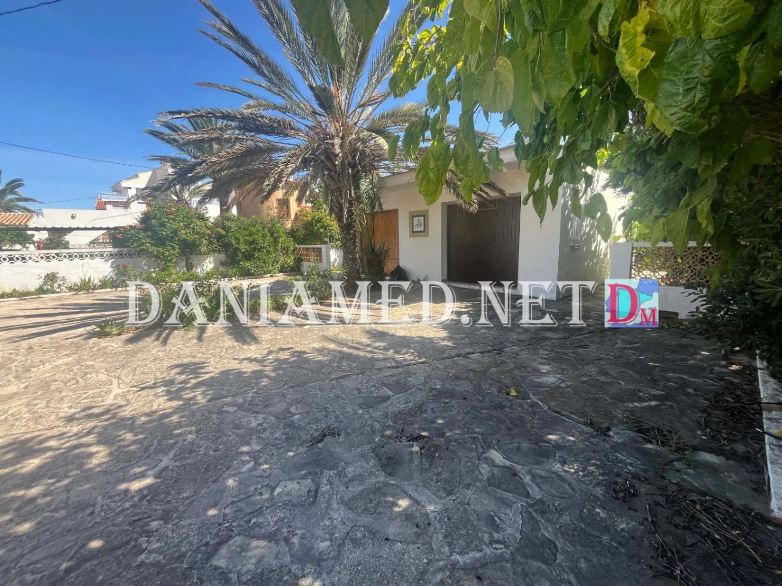 Villamagre - Villa en primera línea de la playa de Les Deveses – No afectada por las normativas costeras
