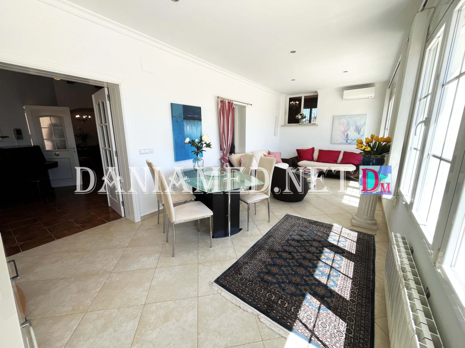 VillaRobert - Chalet de lujo con pista de tenis privada a solo 360m de la Playa de la Almadraba