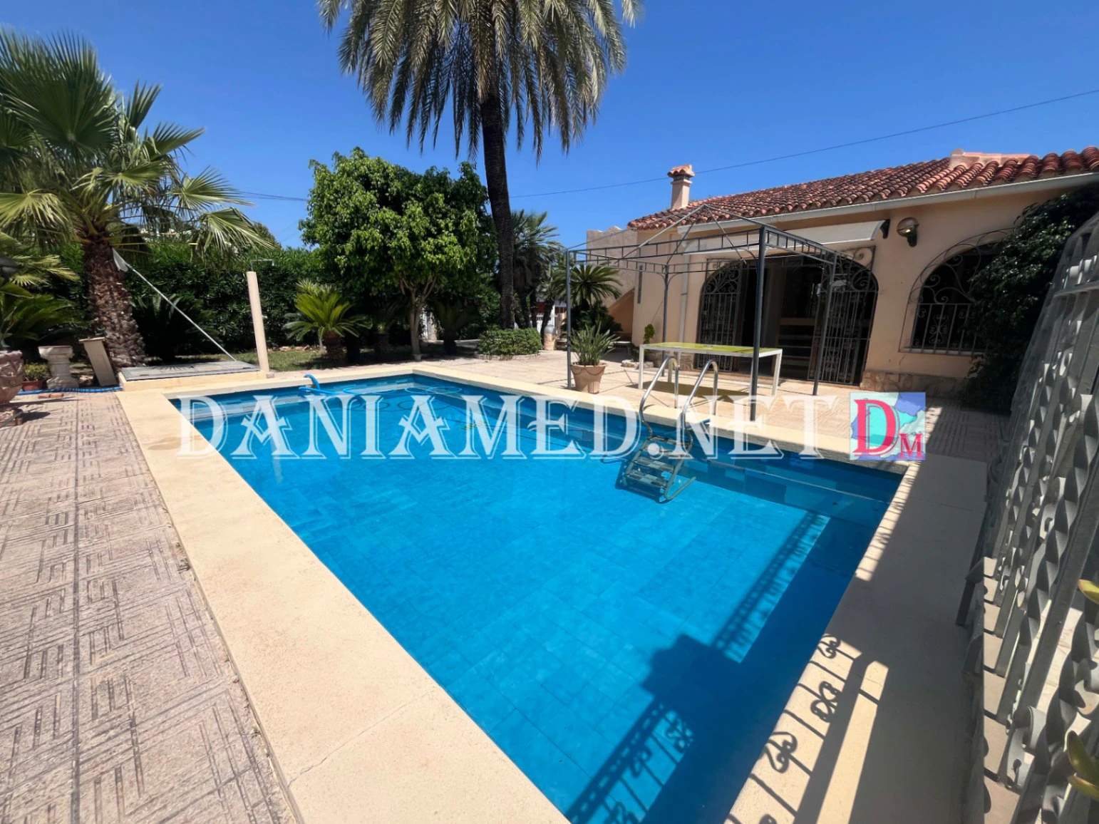 VillaPepi - Chalet privado con parcela de 900 m² a tan solo 700 m de la Playa de la Almadraba