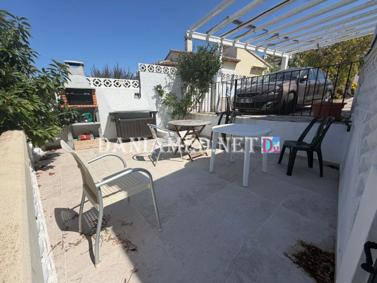 Montejune2 - Hoekwoning met privézwembad in El Ràfol d'Almúnia