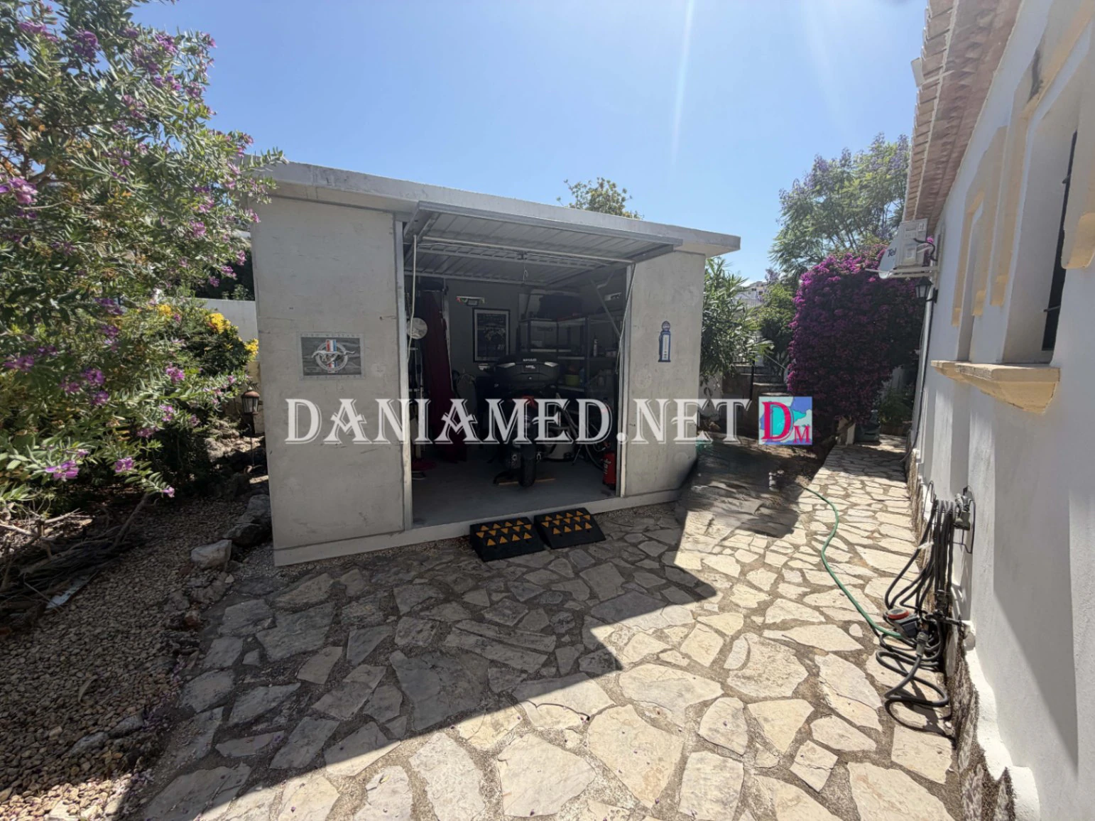 Montejune2 - Hoekwoning met privézwembad in El Ràfol d'Almúnia