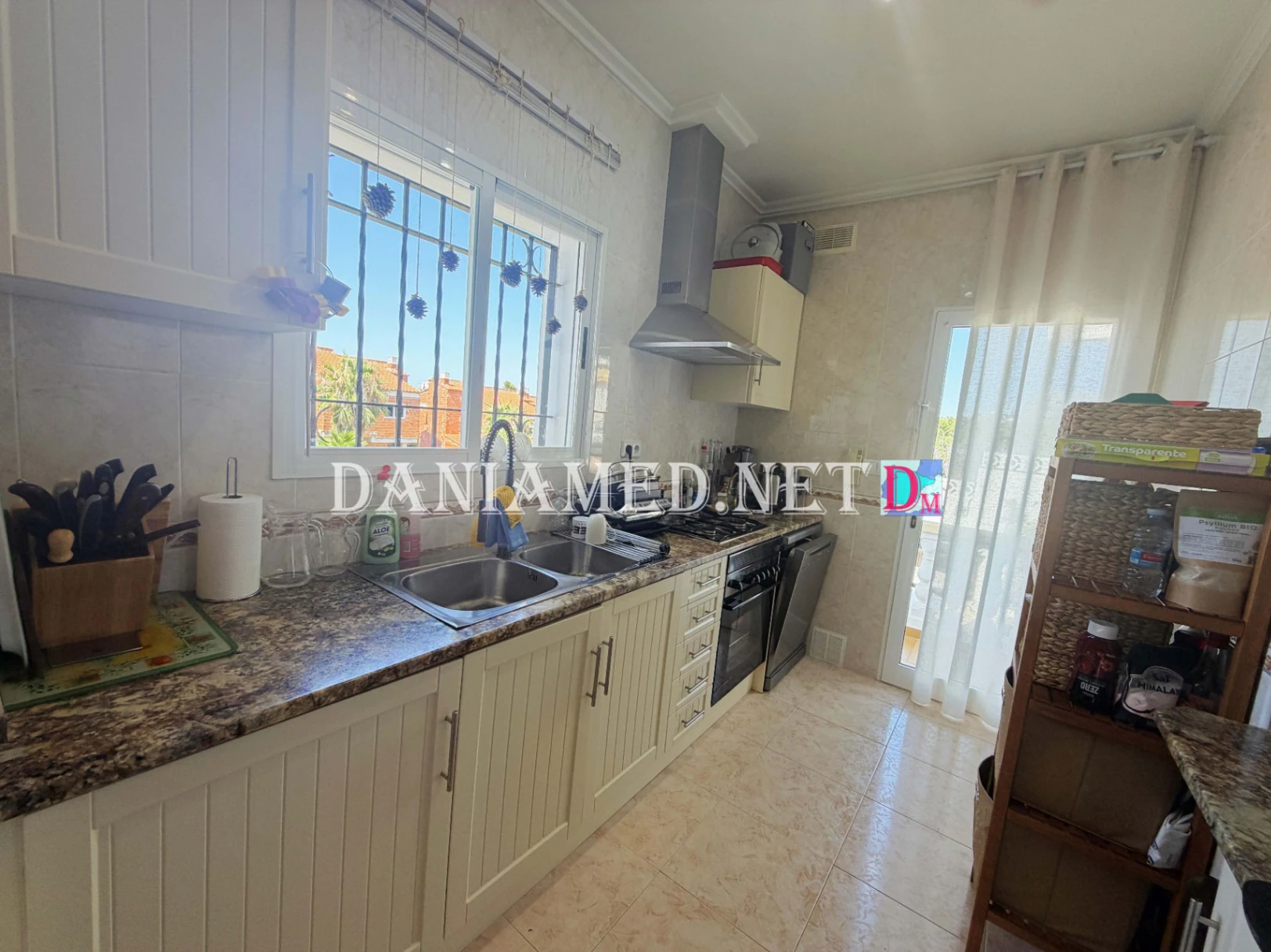 Montejune2 - Hoekwoning met privézwembad in El Ràfol d'Almúnia