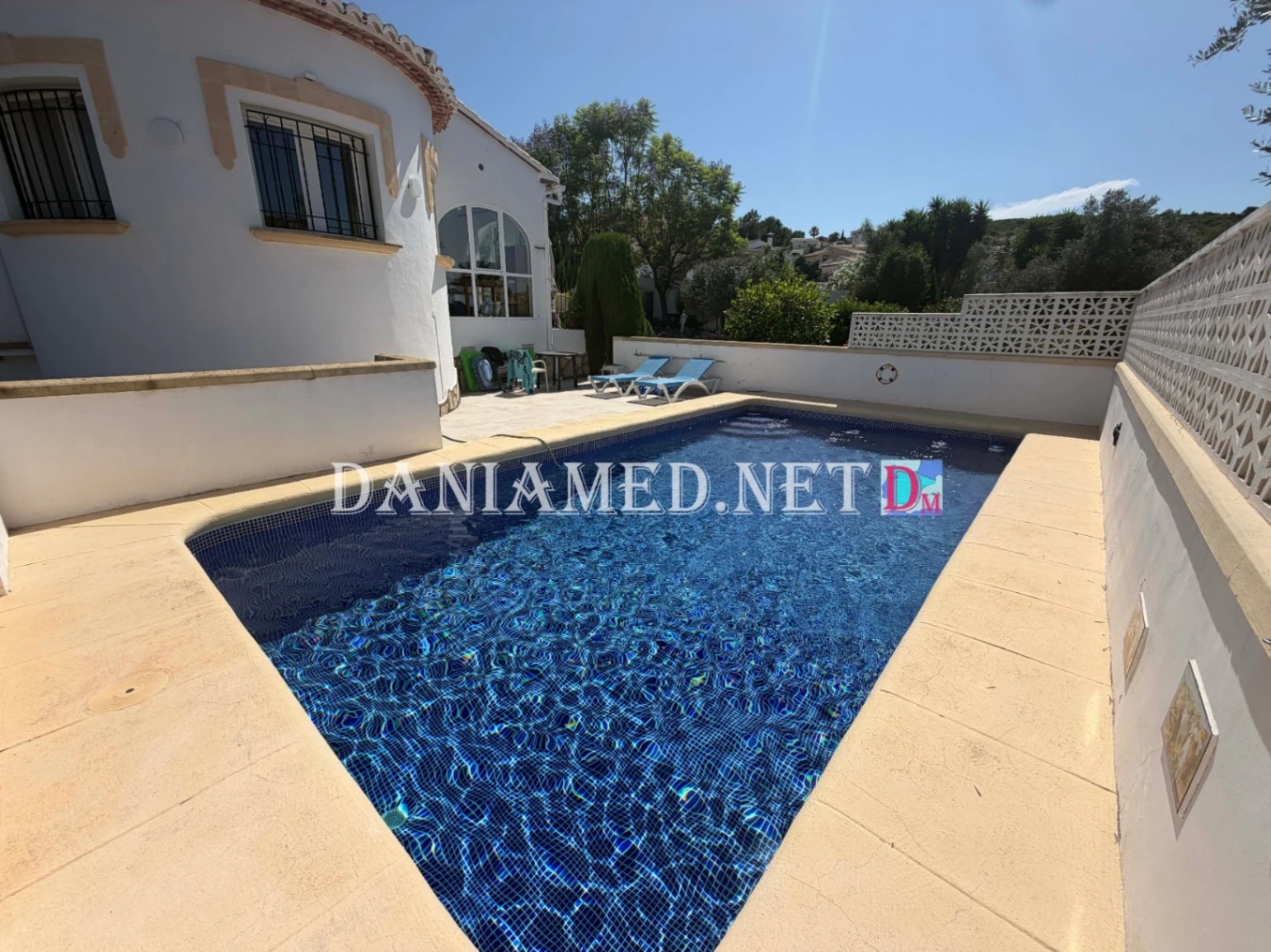 Montejune2 - Hoekwoning met privézwembad in El Ràfol d'Almúnia
