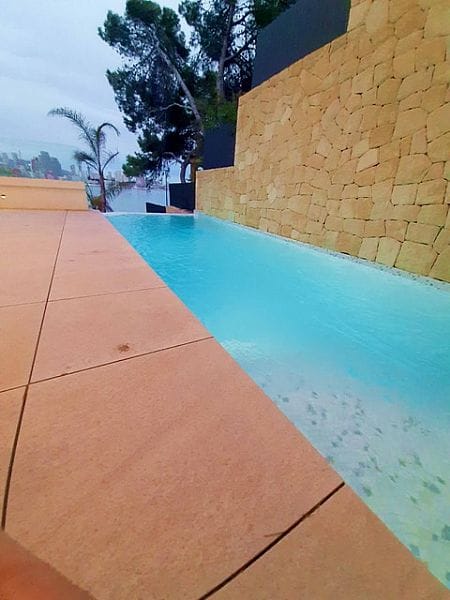 ÚLTIMO Chalet de lujo en venta en Benidorm con 4 habitaciones y piscina privada