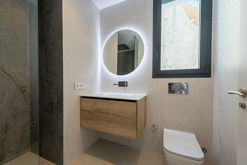 ÚLTIMO Chalet de lujo en venta en Benidorm con 4 habitaciones y piscina privada