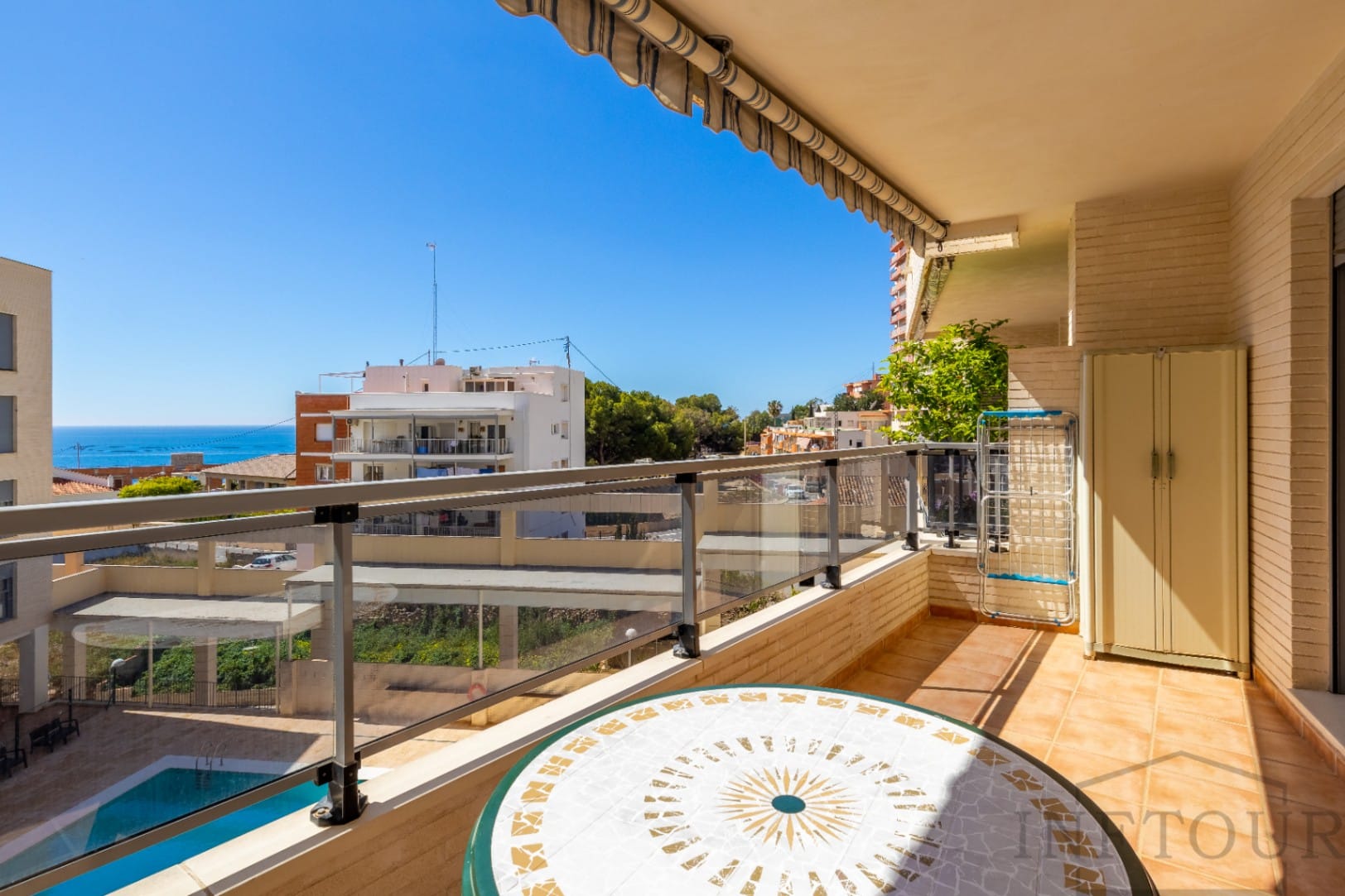 Apartment with sea views in the center of Calpe