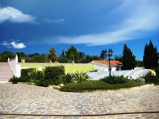 Villa en Venta en Teulada, Teulada, Alicante